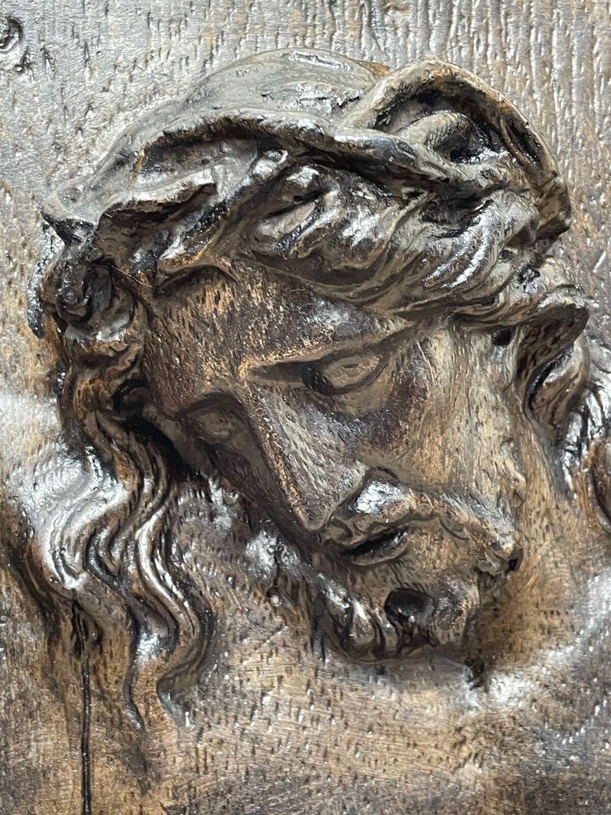 Paar antieke Belgische kerkelijke wandreliëfs in gips, Maria en Jezus photo 1495.0
