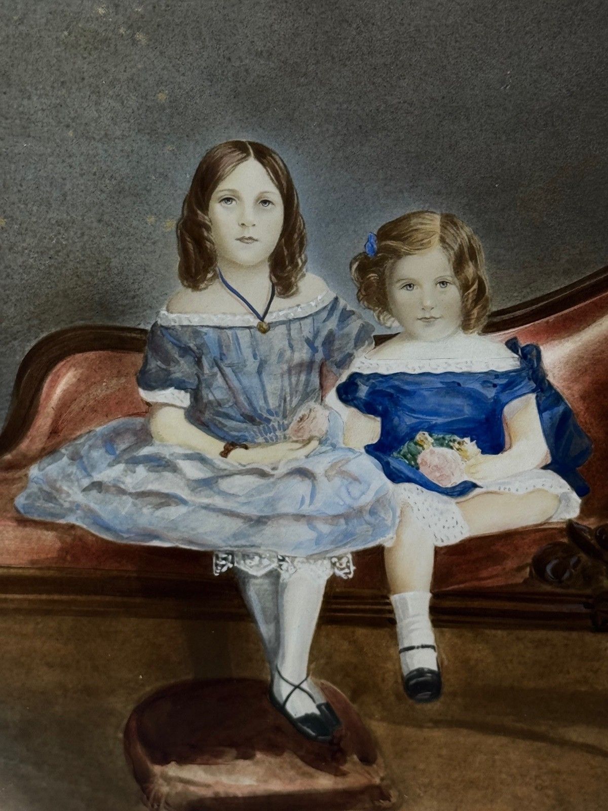 photo furniture 19e-eeuws familieportret van de familie van kapitein John Cooke, Louisa, Augusta en Sophia Devonshire