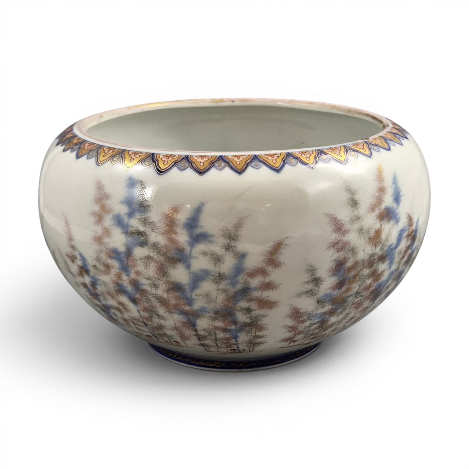 Grote Fukagawa porseleinen viskom met koi karpers, Japan, ca. 1894