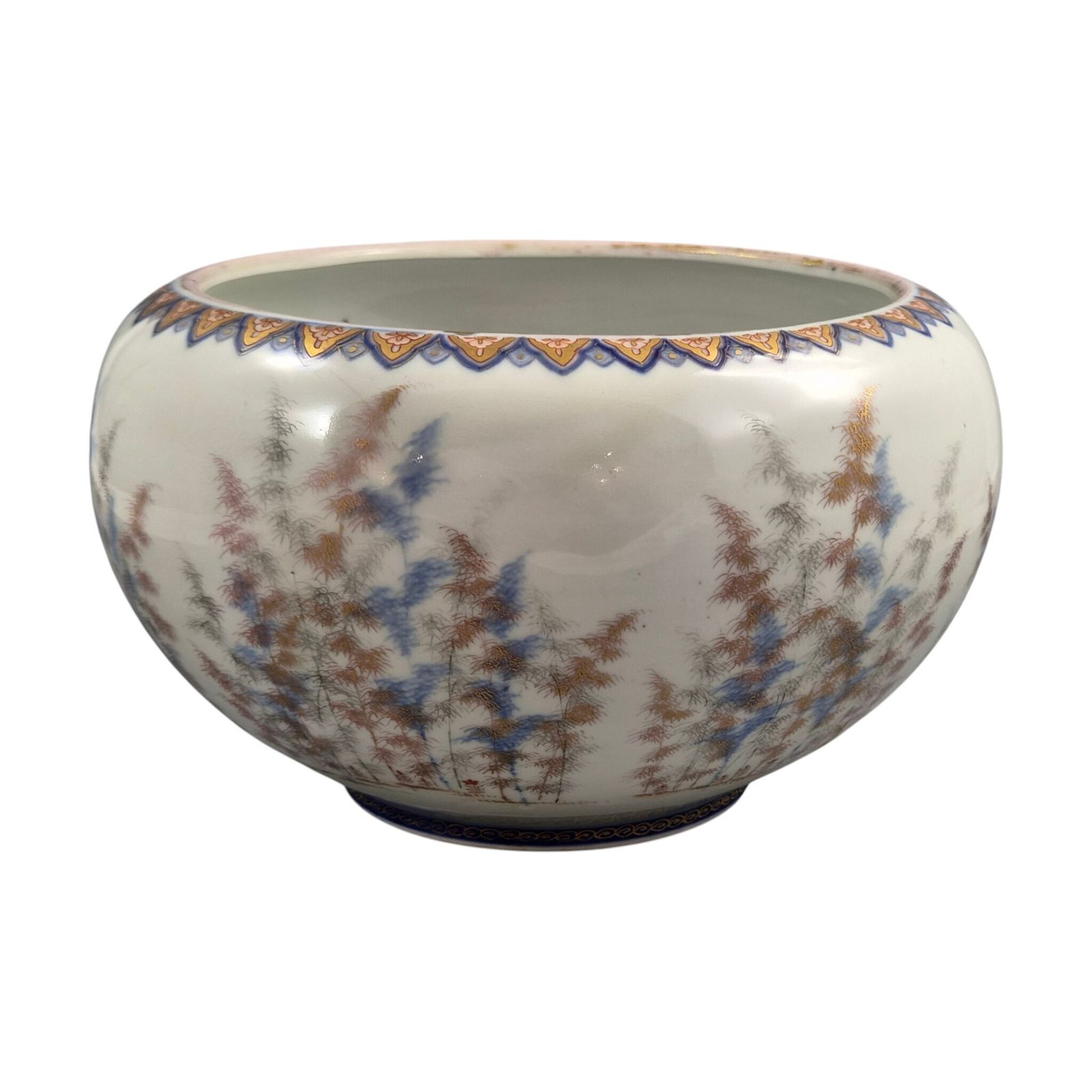 Grote Fukagawa porseleinen viskom met koi karpers, Japan, ca. 1894 photo furniture