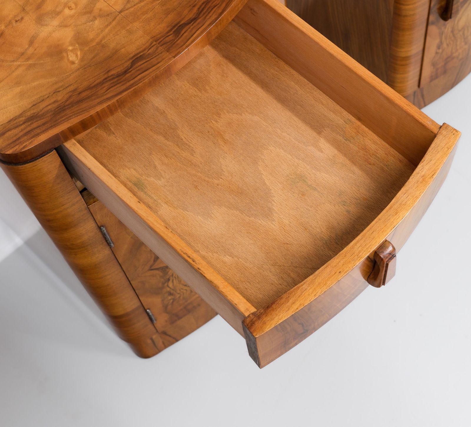 1695.0 Pair Art Deco Figured Walnut Bedside Cabinets 1930s photo