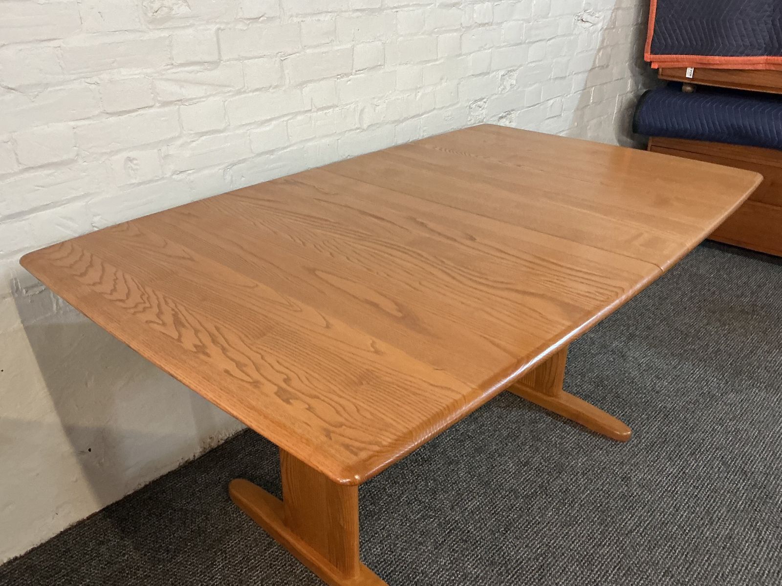 photo vintage Ercol Windsor Extending Dining Table In Light Finish.