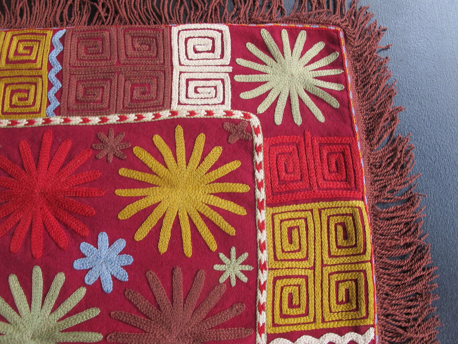 Artistiek zijdeborduurwerk uit Oezbekistan, 48 cm x 49 cm photo vinterior