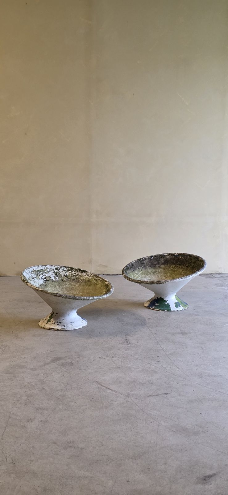 Paire de jardinières asymétriques Willy Guhl Off Kilter, années 1960 photo furniture