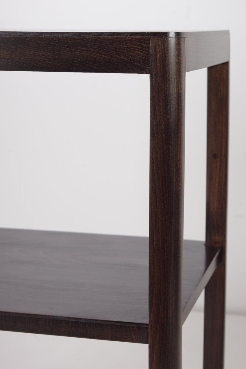 Modernistische eiken bijzettafel van Thonet, ca. jaren 1950 photo vintage