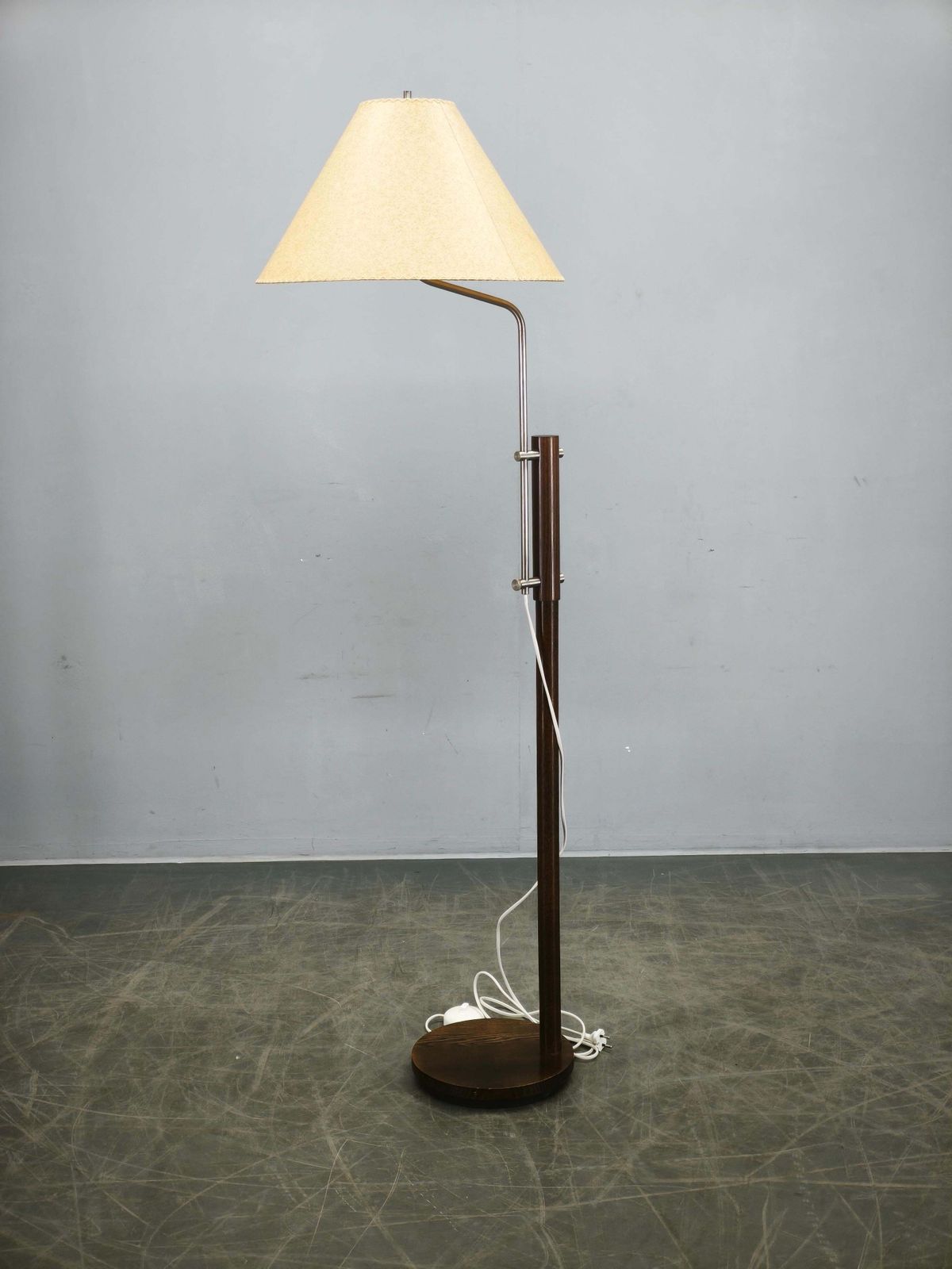 photo vintage 1970s German Adjustable Oak And Metal Floor Lamp With Handmade Paper Shade