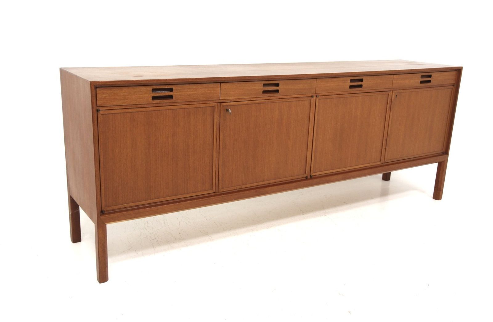 Buffet scandinave en teck par Bertil Fridhagen, Suède, 1960