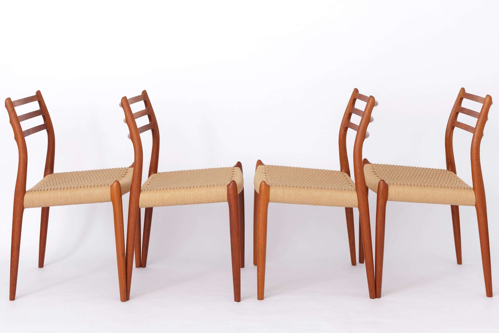 4 van 8 Niels Otto Møller Model 78 eetkamerstoelen | Deens teakhout Mid-Century Modern | 1968 photo for sale