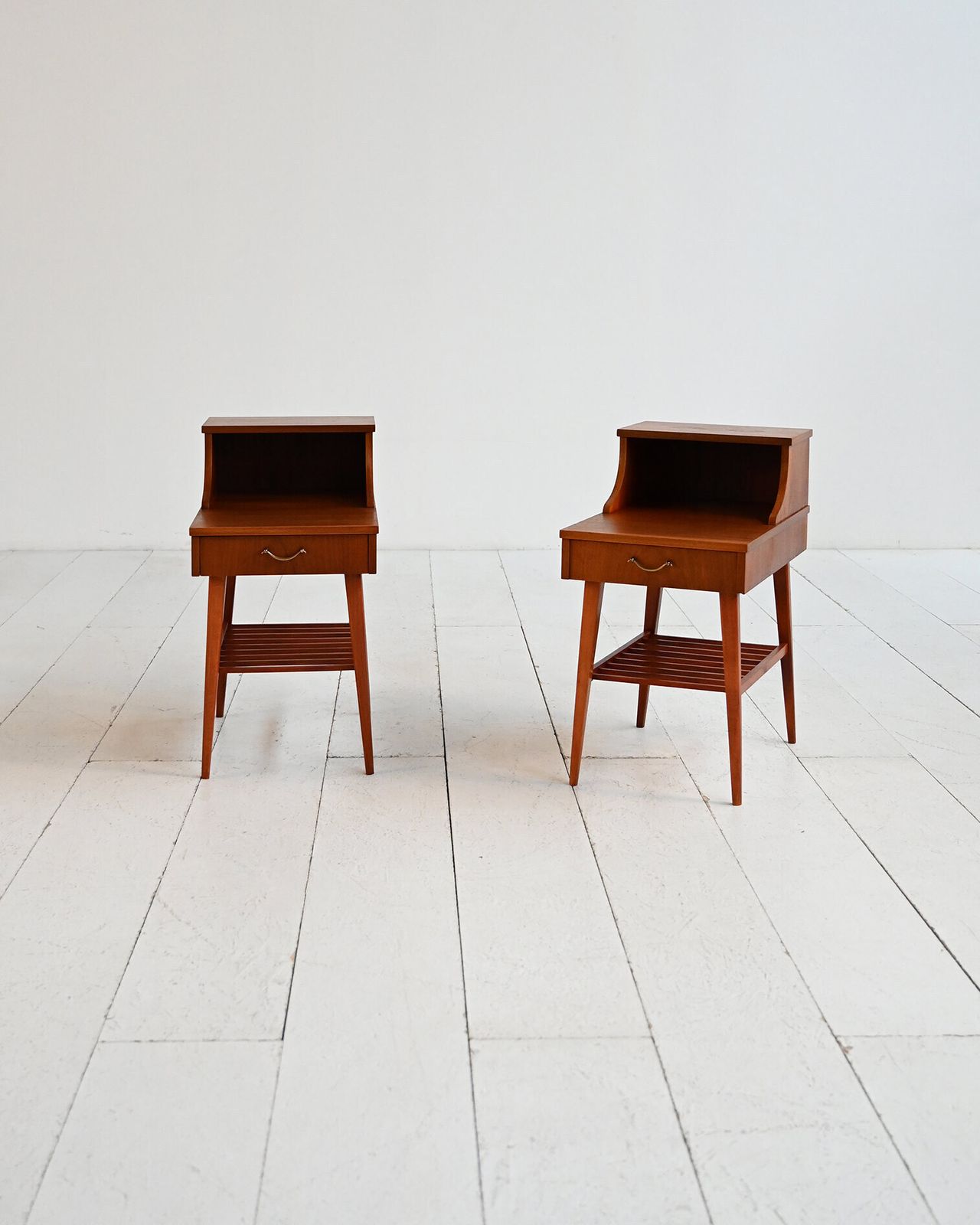 Paar Zweedse nachtkastjes, jaren 1950 photo furniture