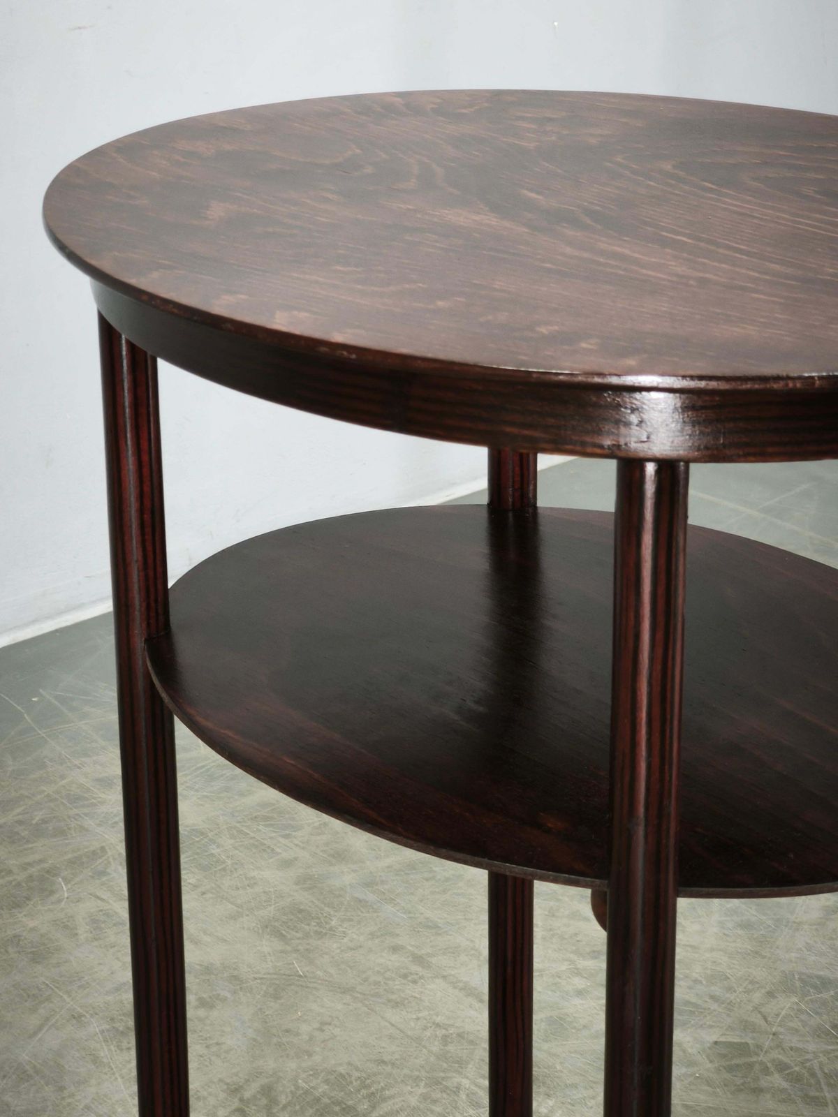 Josef Hoffmann Ovale Tafel voor Jacob & Josef Kohn, Wenen, ca. 1900 photo vinterior
