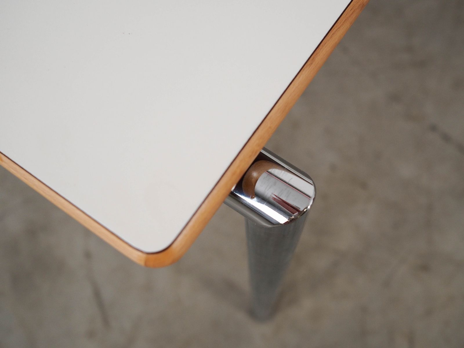 Gelamineerde tafel, Deens design, 2000, geproduceerd door Randers Møbelfabrik photo vintage