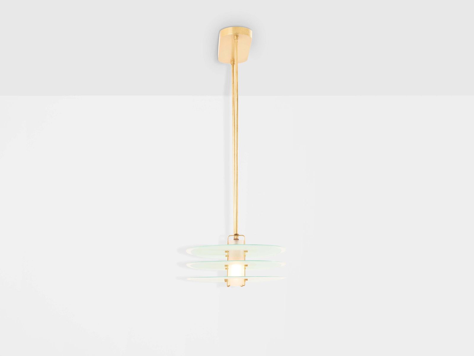 photo for sale Lustre Roberto Volonterio et Cesare Benedetti en laiton et verre, années 1980