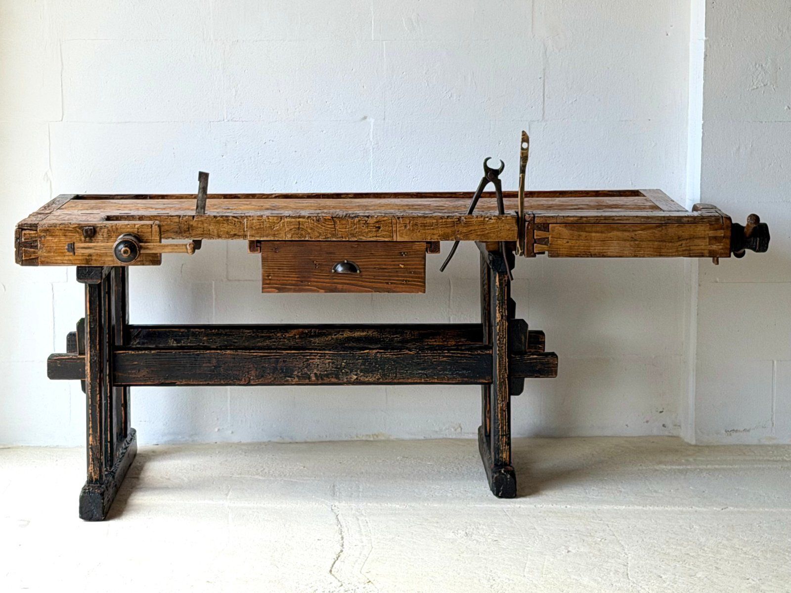 Antieke houten werkbank, jaren 1890