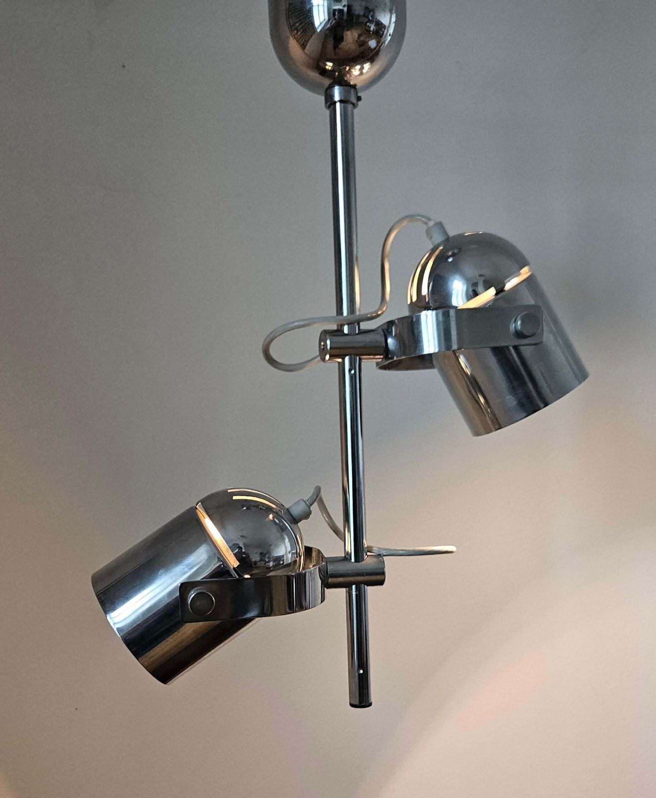photo furniture Mid-century zeldzame chromen plafondlamp Lidokov, jaren 1970