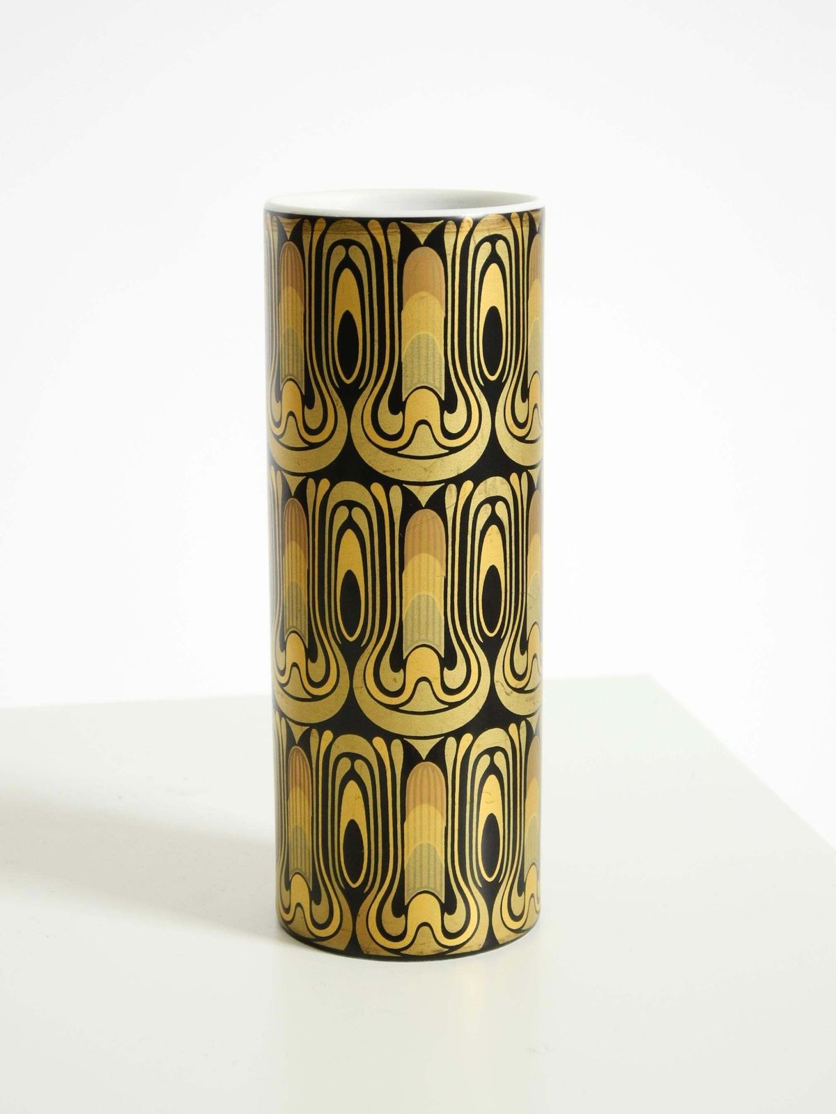 photo for sale Twee porseleinen vazen uit de jaren 1970 van Björn Wiinblad voor Rosenthal Studio Linie