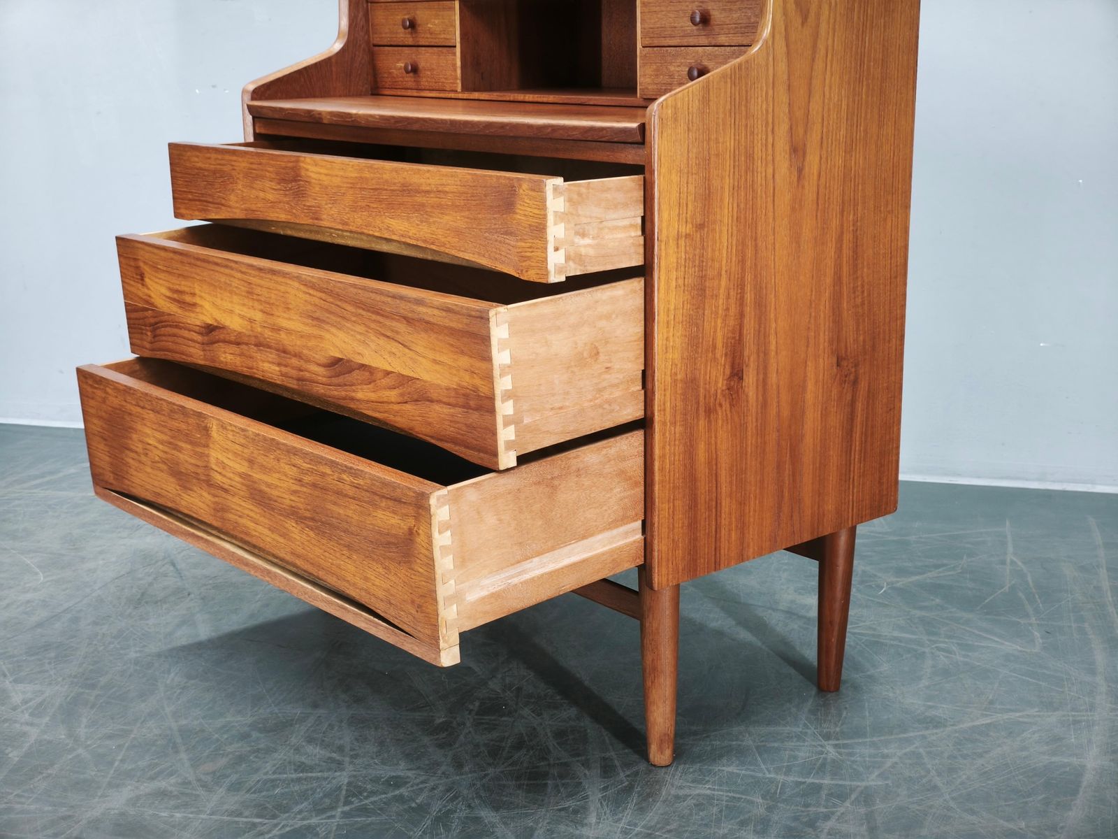 photo for sale Deens Modern Teakhouten Secretaire met Lades, jaren 1960
