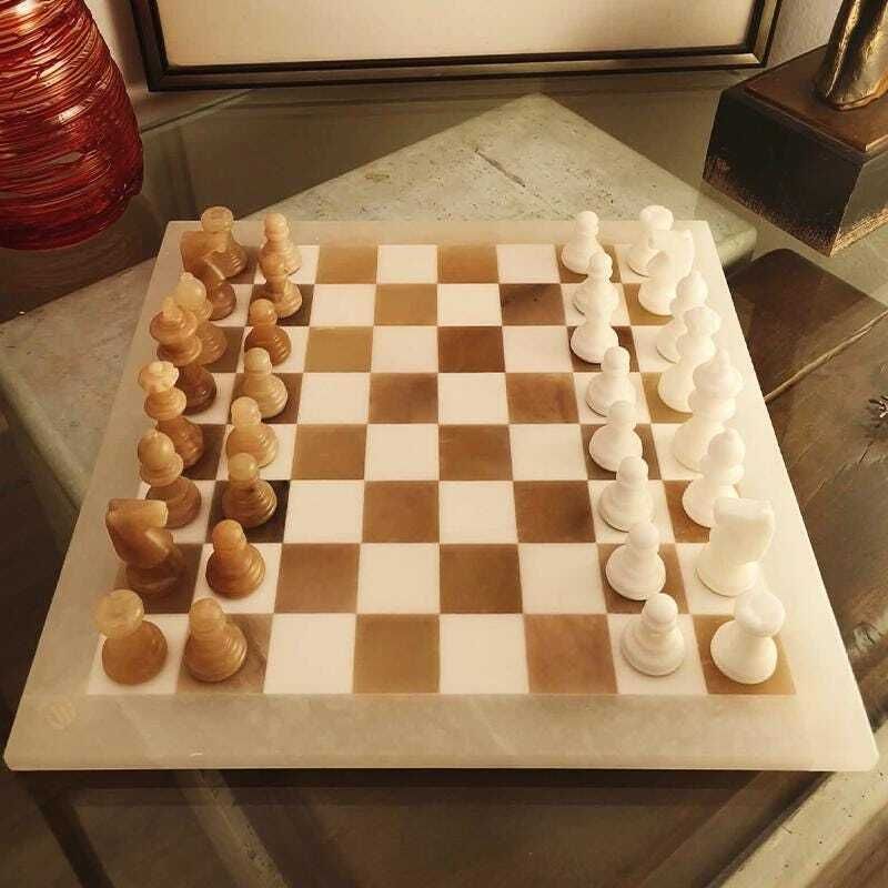 Jeu d'échecs vintage de luxe en albâtre d'Italie sculpté à la main, Volterra, années 1970   °°°°Expédition avec droits et taxes prépayés vers le Royaume-Uni. photo 643.0