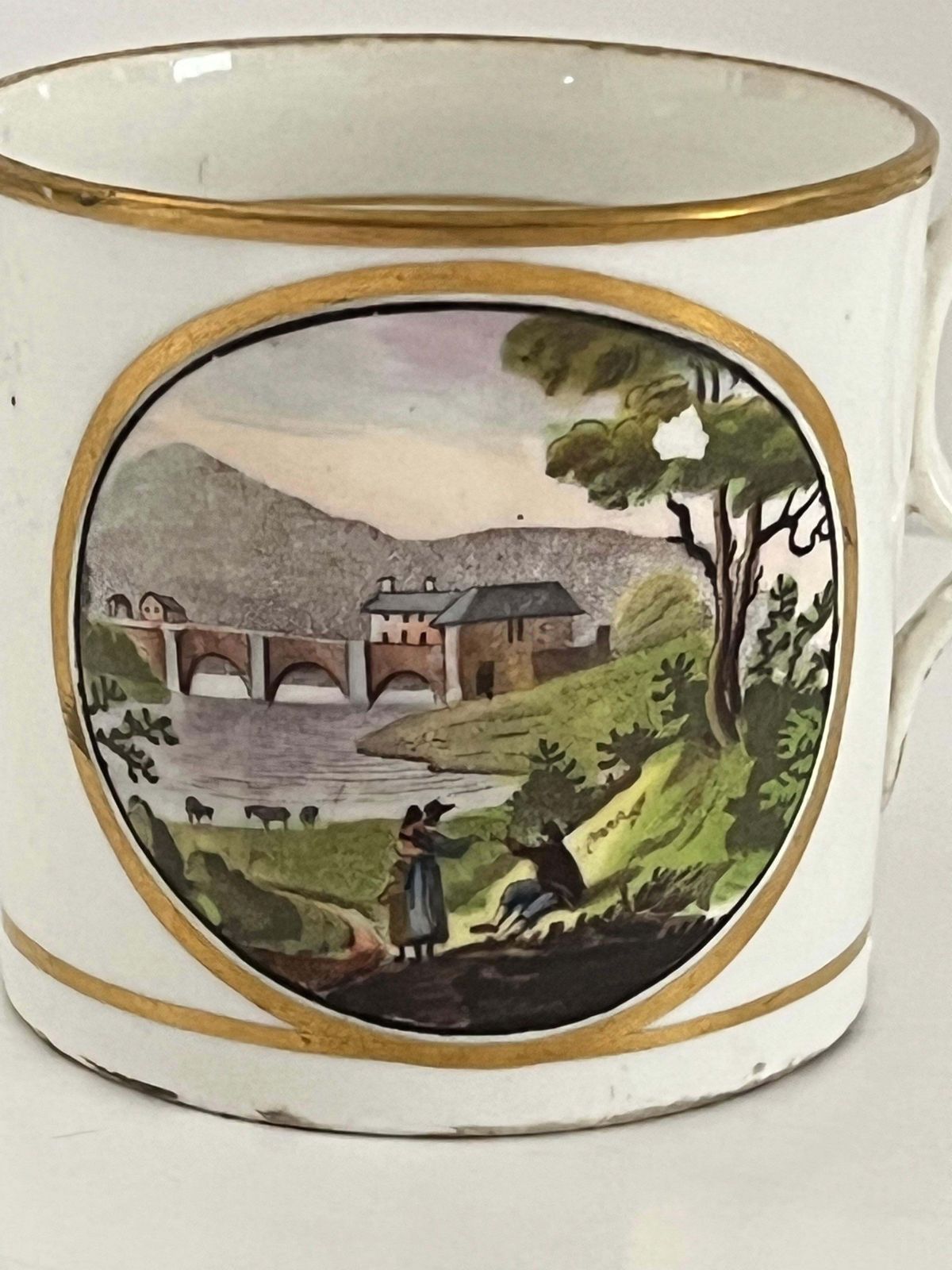 Newhall Porcelain koffiekopje, Llangollen Bridge over the River Dee. Ca. 1805 photo Woonaccessoires