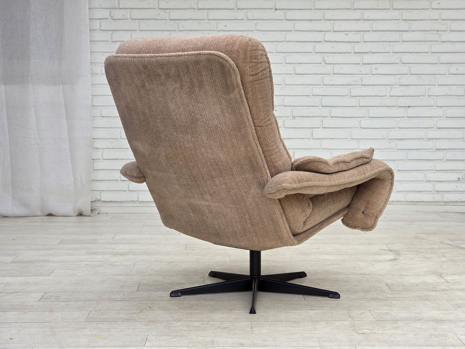 Furniture 1970s, Danish Swivel Armchair, Beige Furniture Fabric. photo