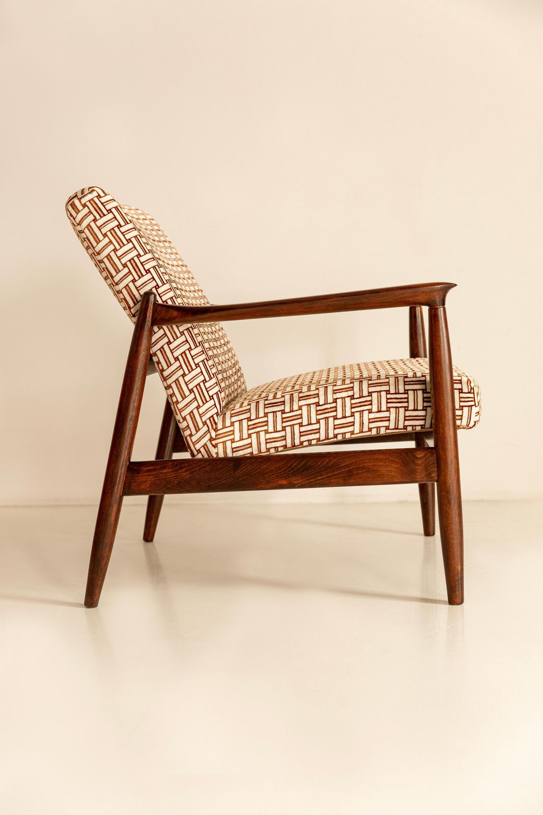 Two Mid Century Armchairs By E. Homa, Jacquard Velvet By Camengo, Europe, 1960s photo vinterior