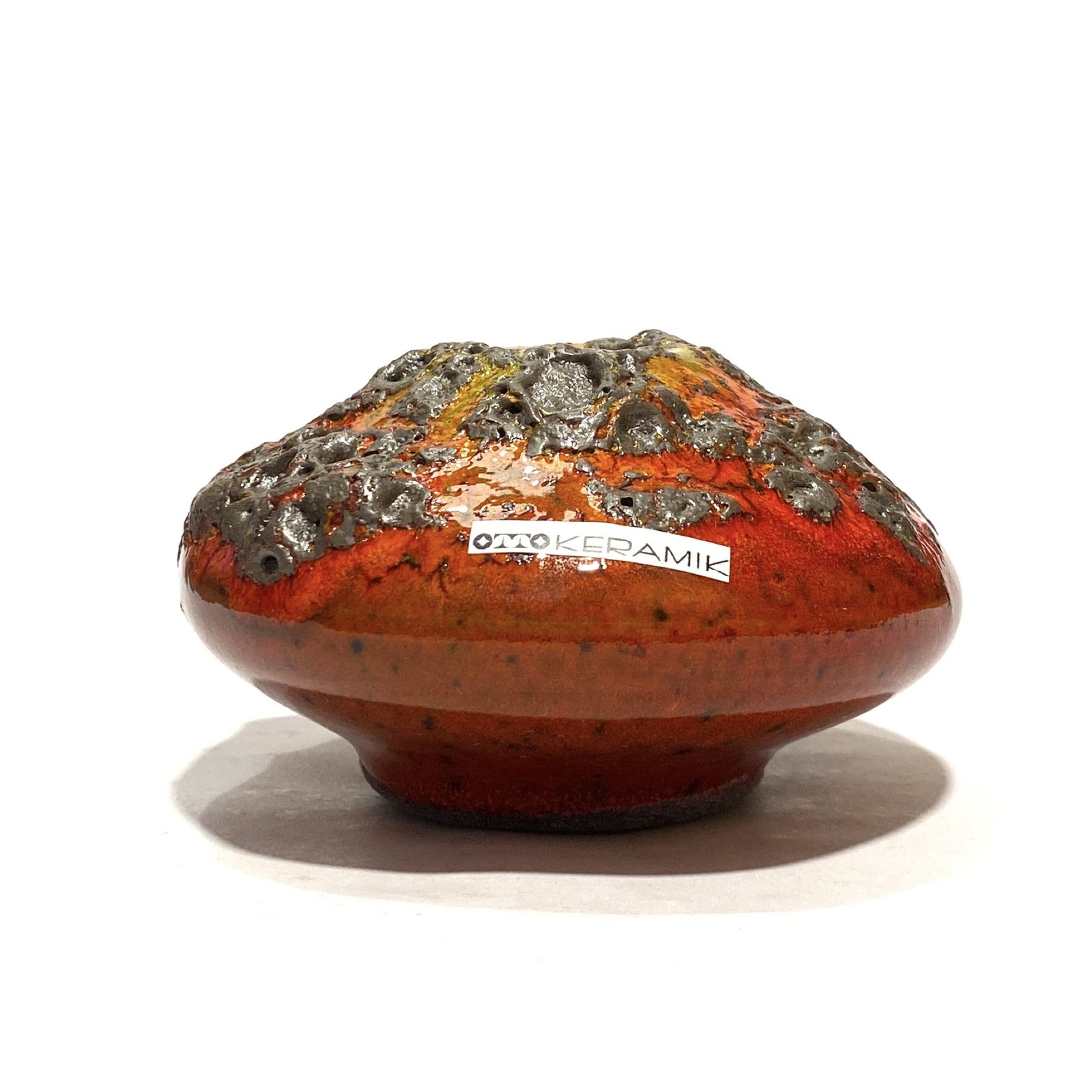 Otto Keramik 203 Vaas in Rood en Geel Fat Lava (11 cm diameter), West-Duits aardewerk glazuur