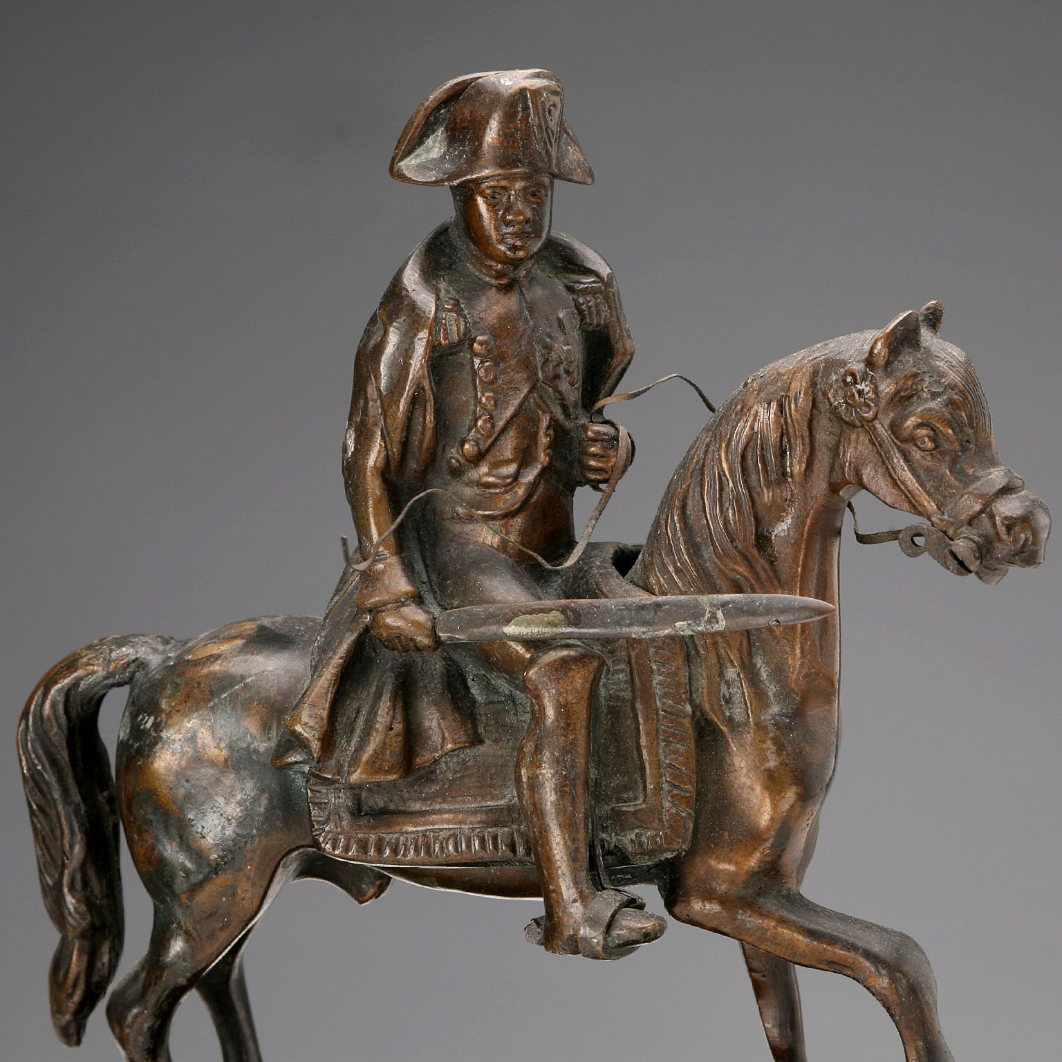 Sculpture d'époque Napoléon Bonaparte à cheval, XXe siècle photo vinterior