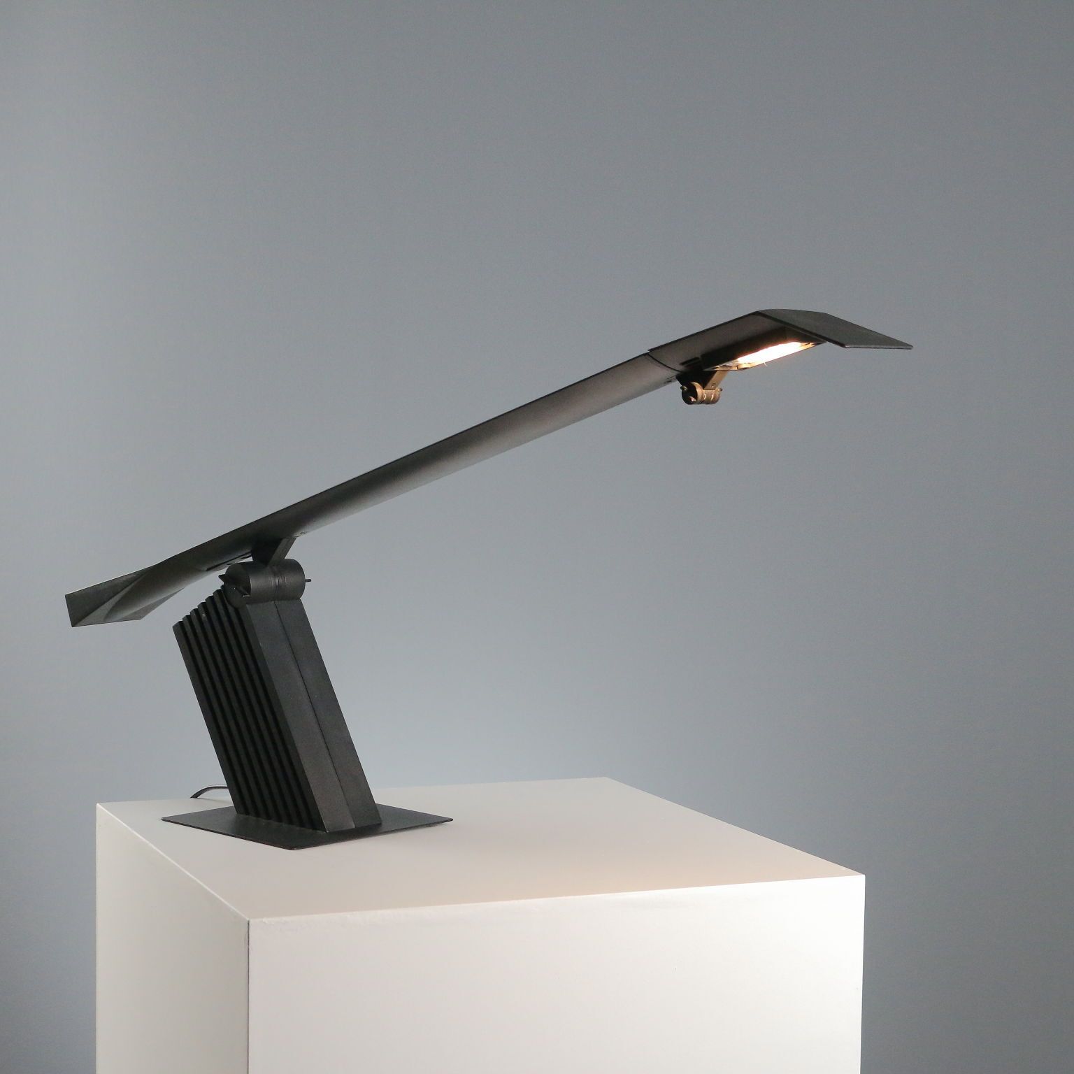 Vintage lamp Bilumen Condor, design Hans Von Klier, jaren 1980
