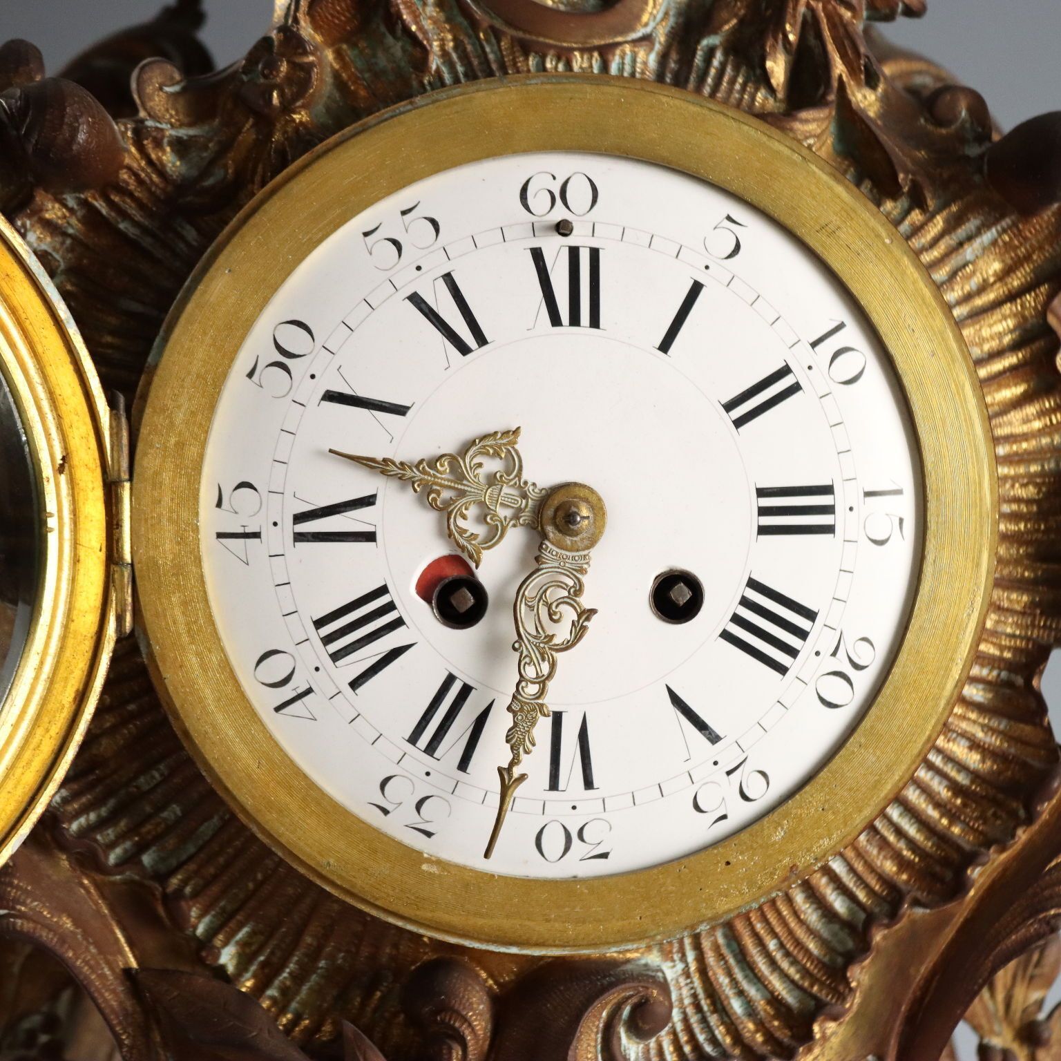 Antieke klok, verguld brons, Frankrijk, 19e eeuw photo Woonaccessoires