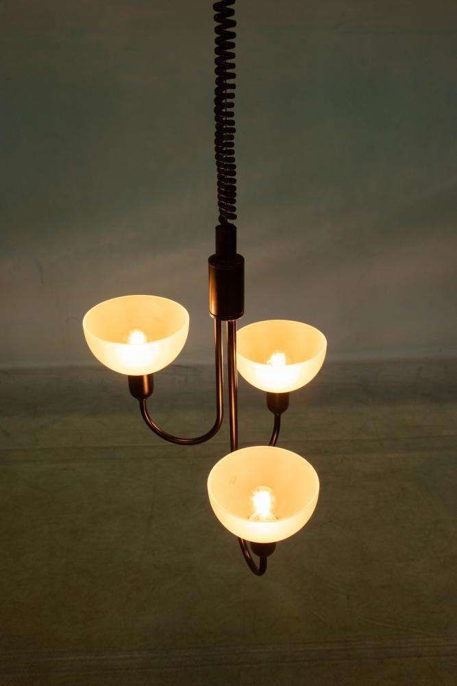 photo buy Memphis-stijl hanglamp jaren 1960, verstelbare vintage lamp.