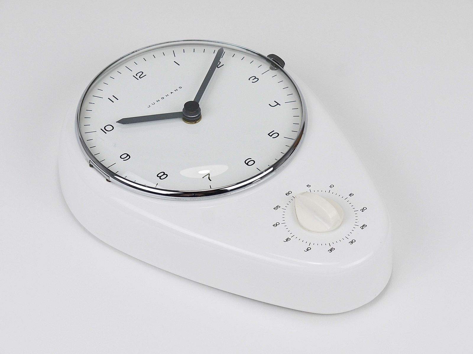Max Bill Witte Wandklok & Timer Mid-Century Modern, Junghans Duitsland, jaren 1950 photo for sale