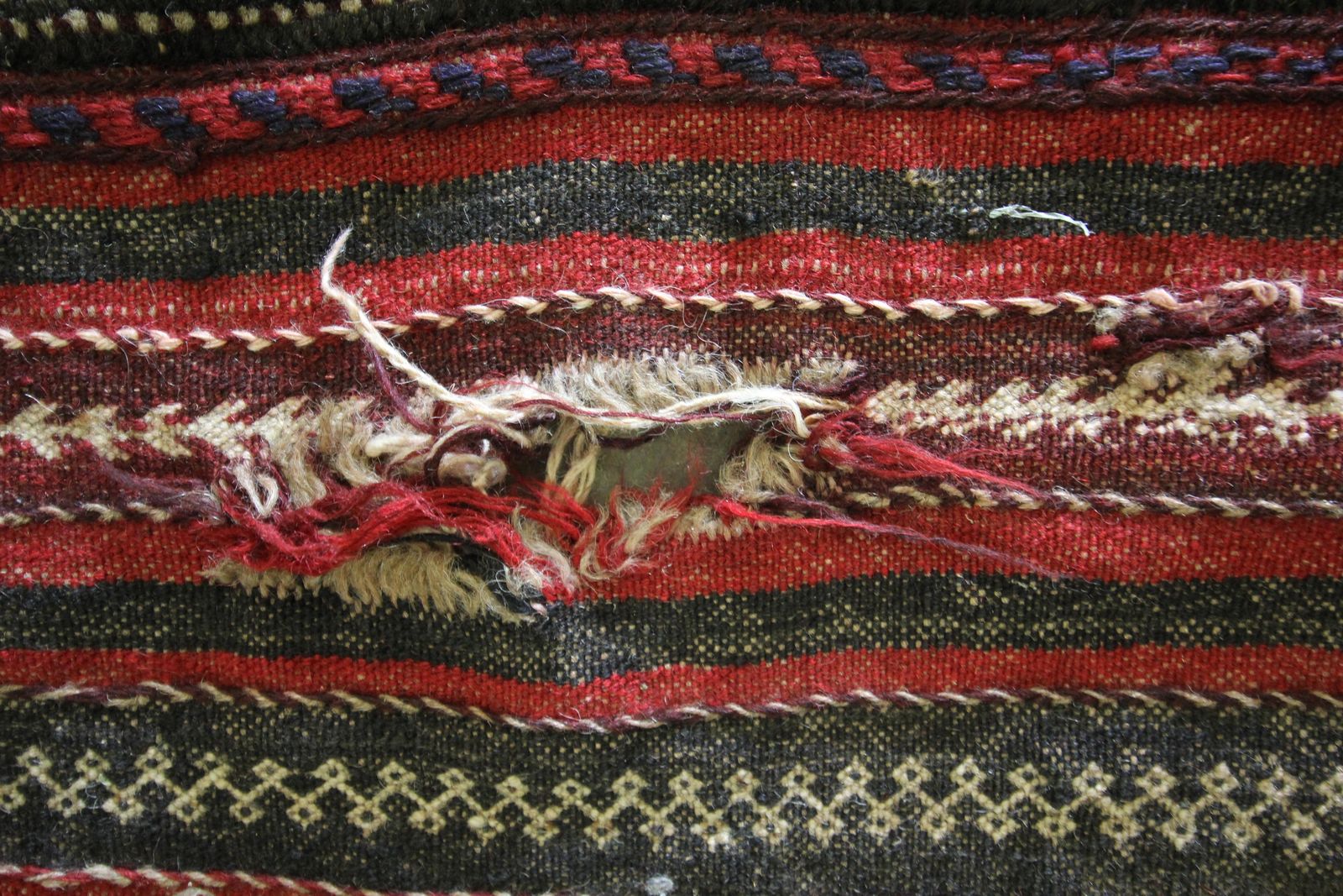 Baluch vloerkleed vintage Afghaans handgeweven rood wollen vloerkleed photo buy