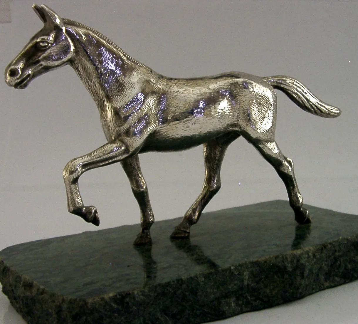 Statuette de cheval en argent massif sterling, pour bureau ou cheminée, Birmingham 1978, 934 g photo furniture