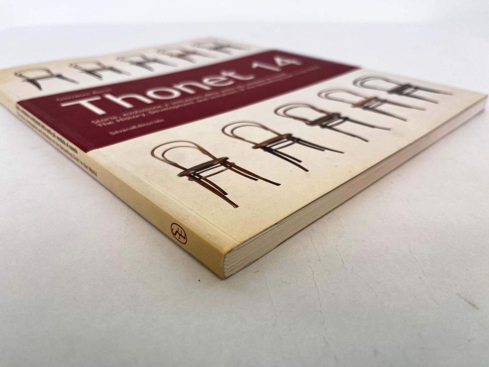 Thonet 14: History, Development By Giovanni Renzi photo Meubels