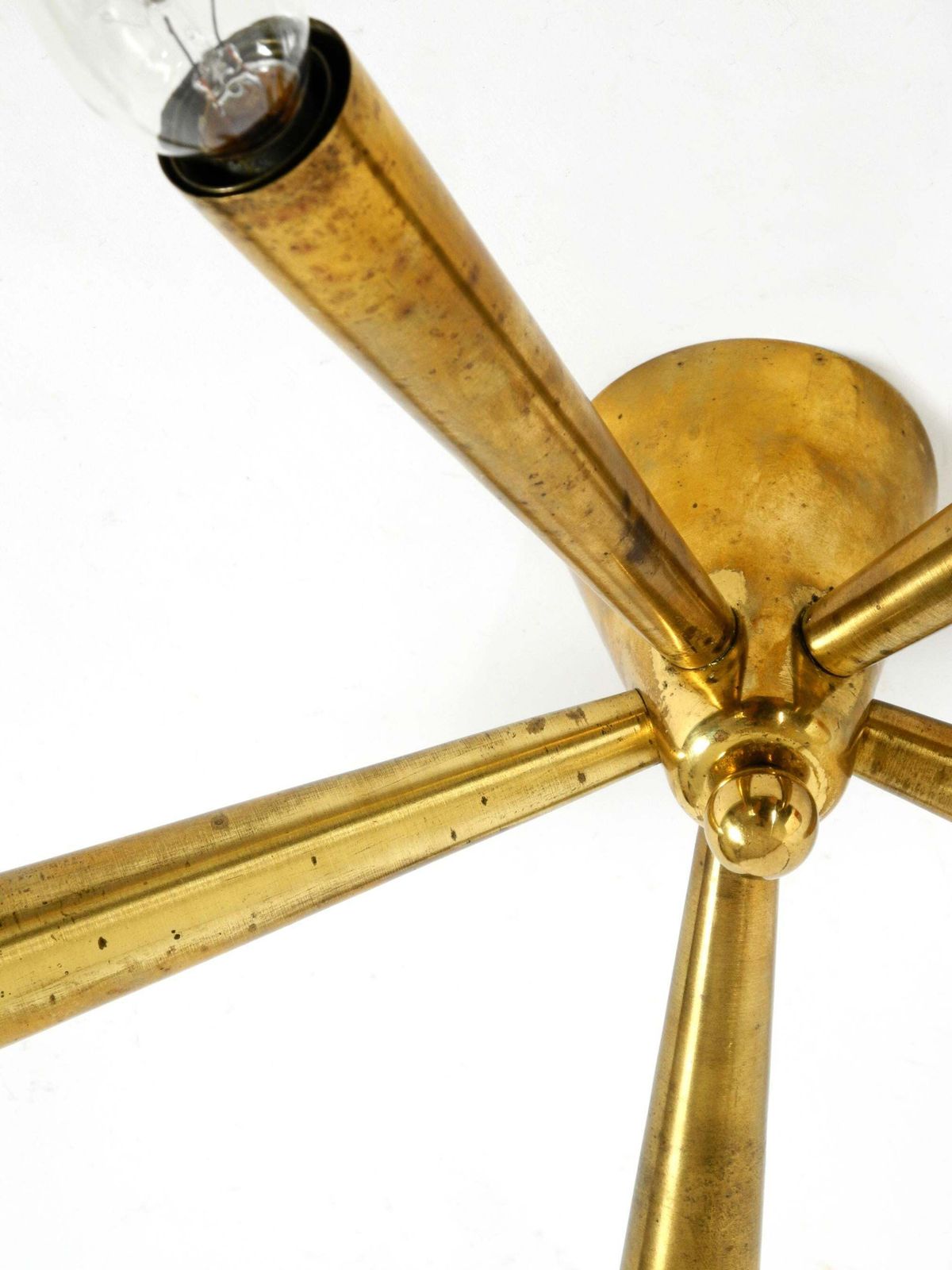 photo vinterior Kleine mid-century modern messing Sputnik plafondlamp met vijf armen