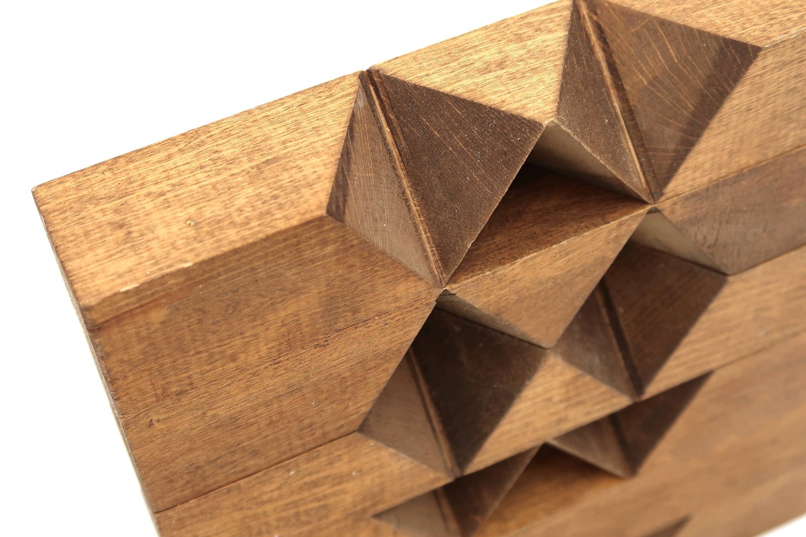 Minimalistisch en geometrisch houten sculptuur, jaren 1970. photo for sale