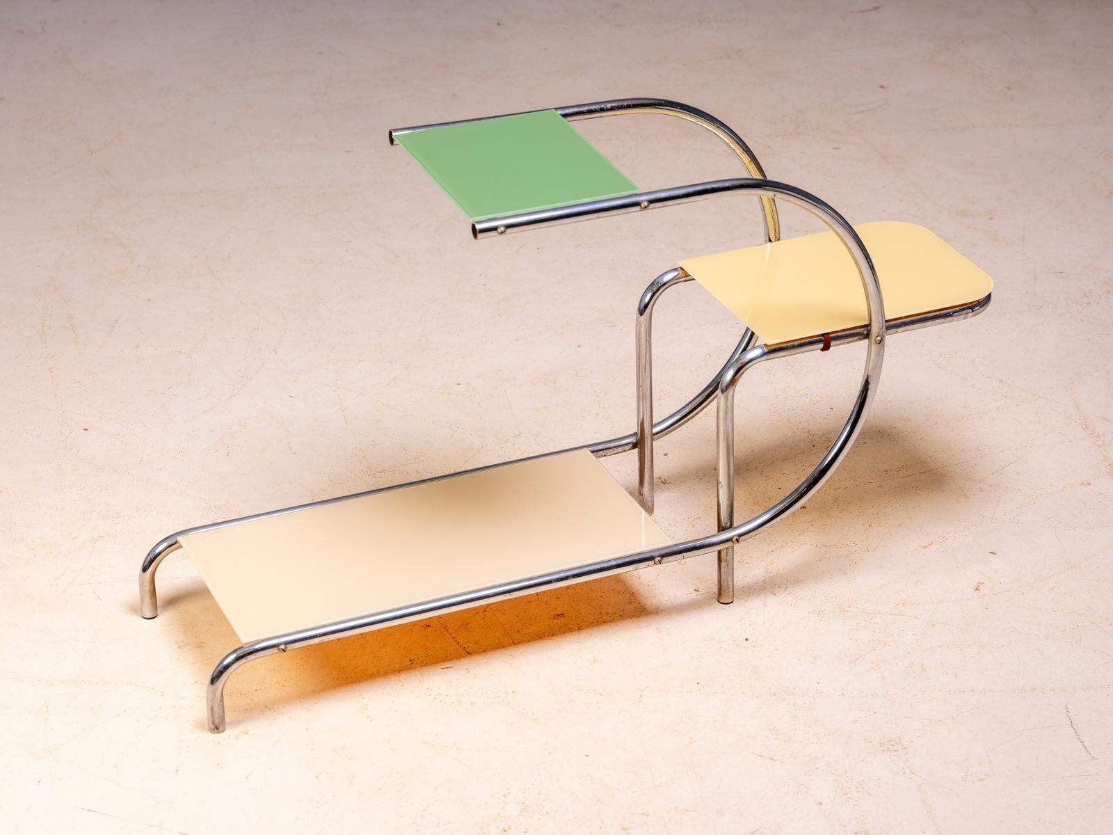 Vintage bloemenstandaard van Emile Guyot, Bauhaus verchroomd staal met gekleurd glas, midden 20e eeuw, Tsjecho-Slowakije, 79 × 30 × 105 cm photo furniture