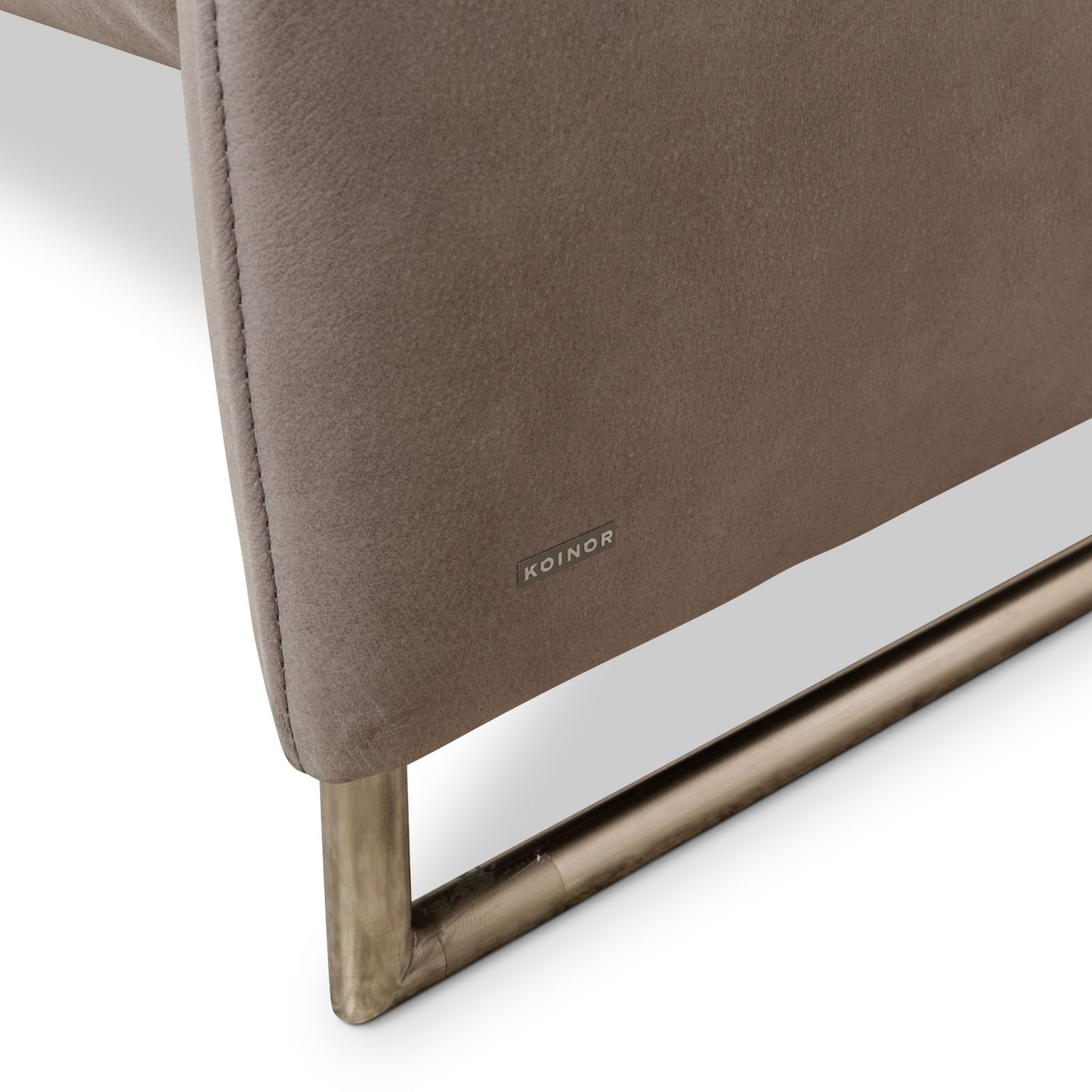 photo furniture Canapé 2 places Koinor Ramon en cuir gris, fonction manuelle