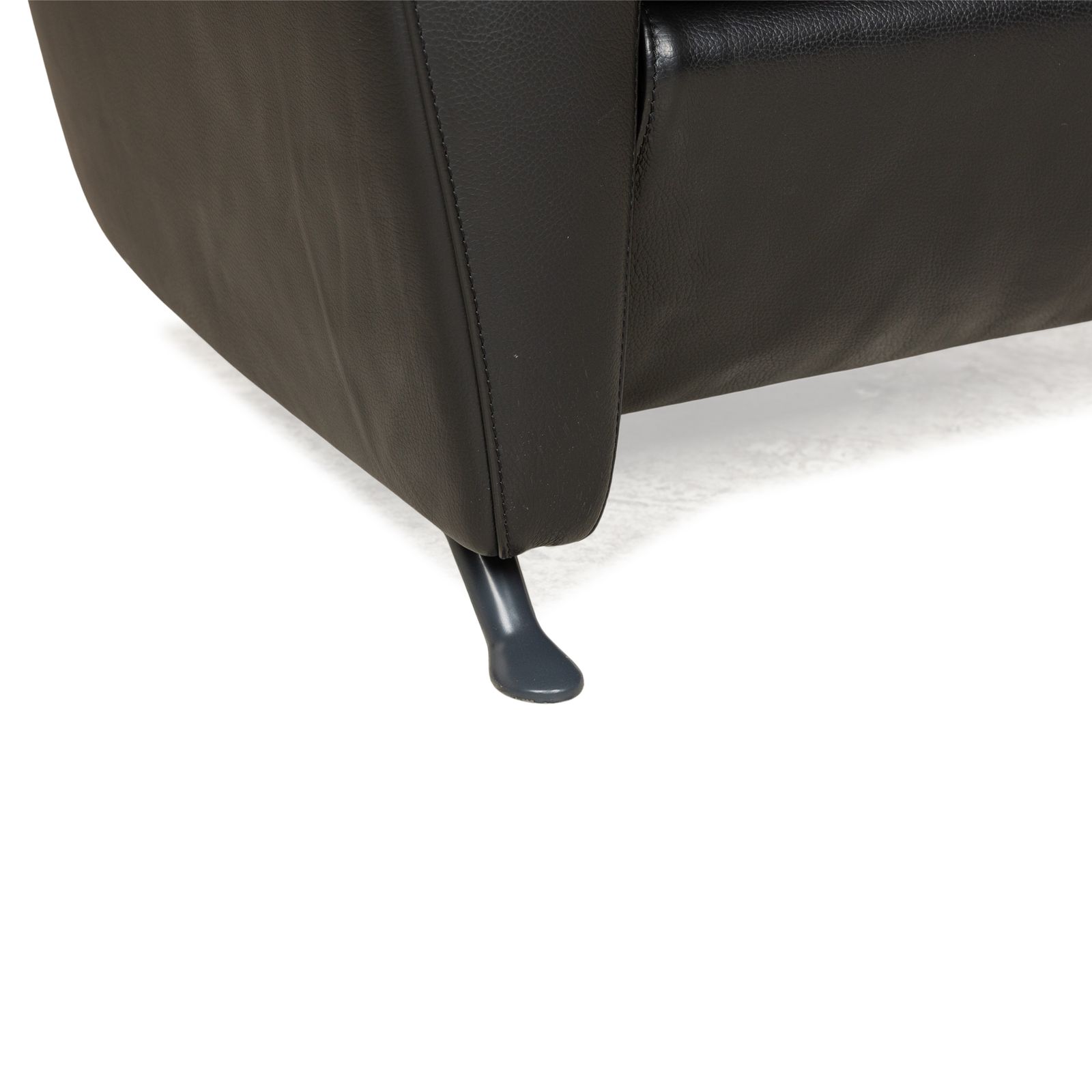 Ensemble de fauteuils FSM Sesame en cuir noir, fonction relaxation manuelle photo 5364.0