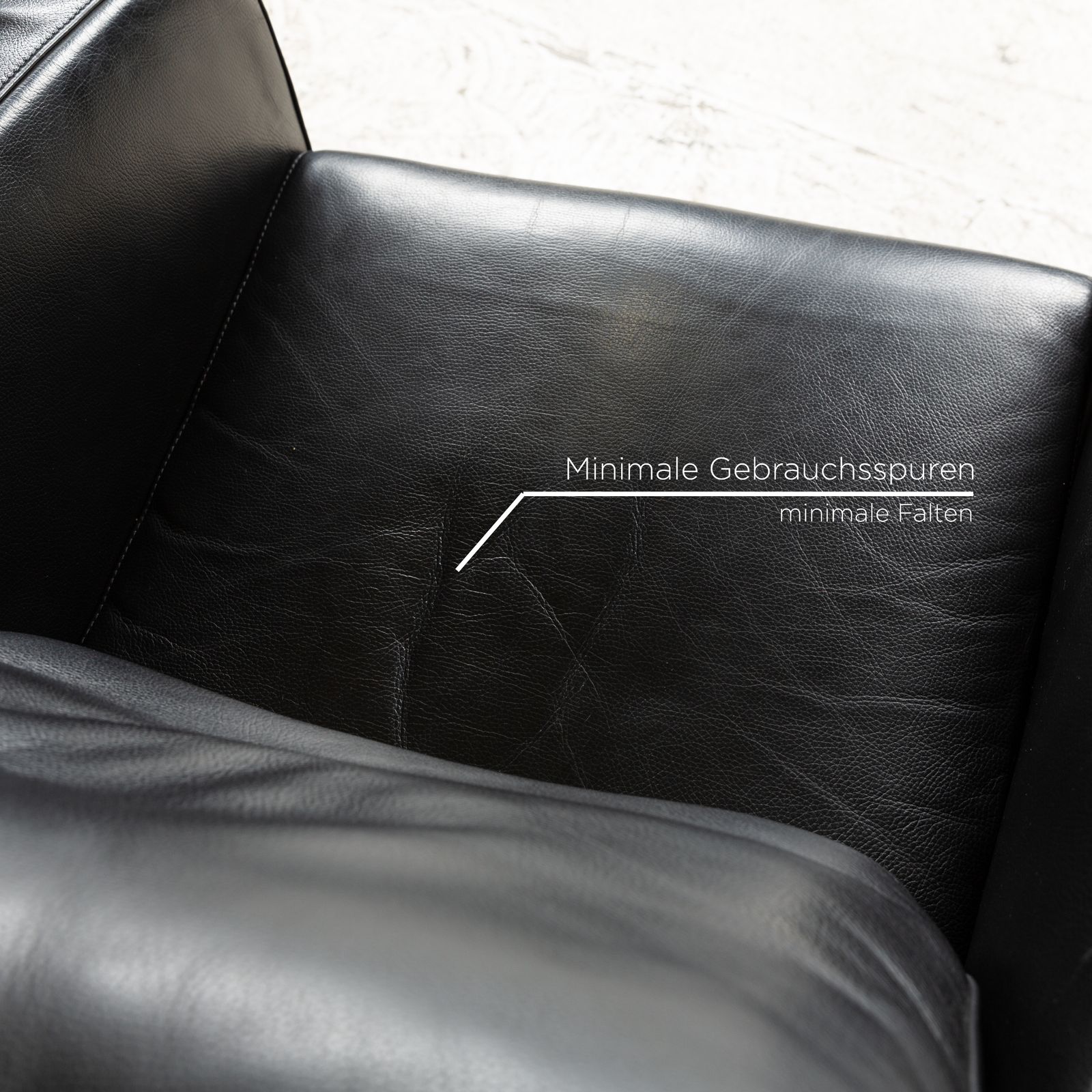 Ensemble de fauteuils FSM Sesame en cuir noir, fonction relaxation manuelle photo vinterior