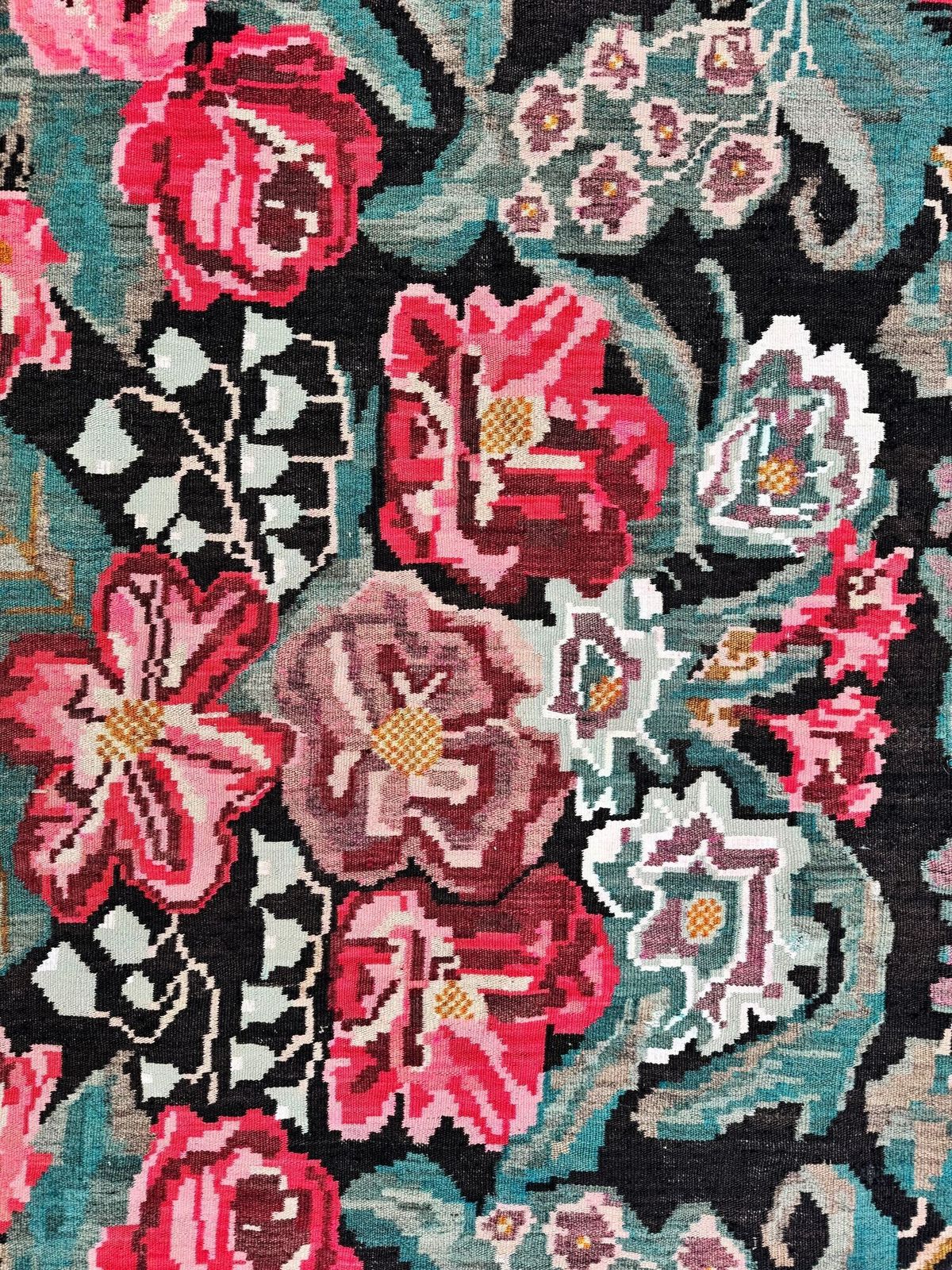 photo buy Vintage Bessarabian Kilim 2,21m X 1,30m