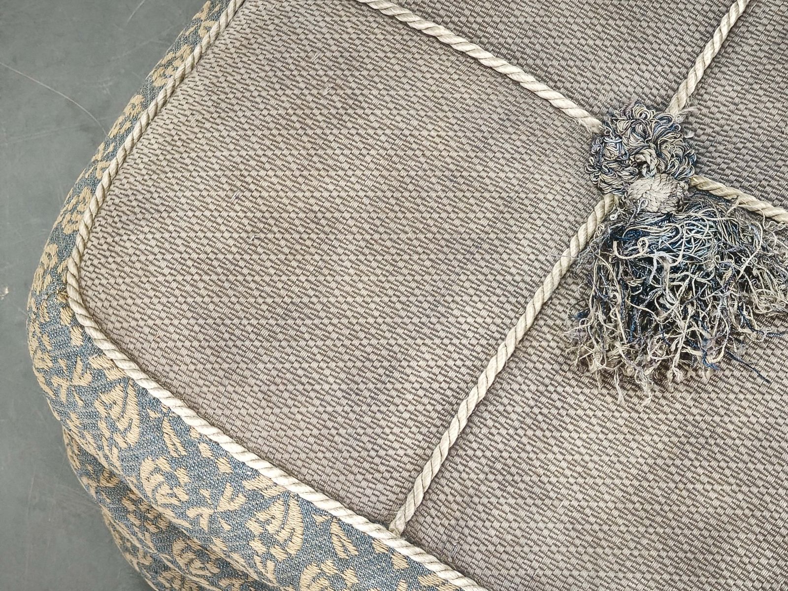 494.0 Repose-pied ottoman Art déco en noyer, revêtement d'origine, Tchécoslovaquie, années 1930 photo