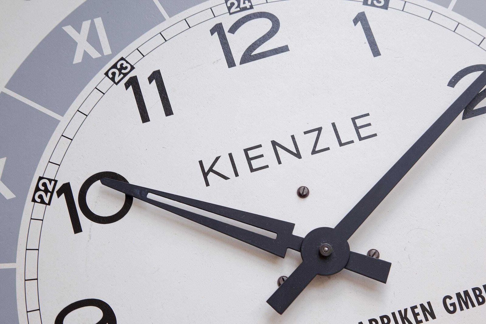 Kienzle Educatieve Klok Wandklok Dealer Promotiemateriaal Bauhaus Mid-Century Art Deco, jaren 1950 photo for sale