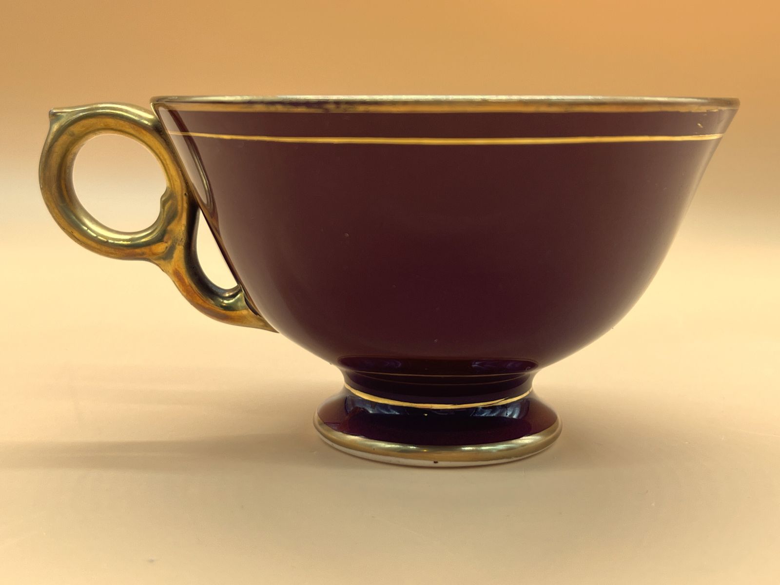 Royal Winton Pottery Eleanor Chintz Best Gold Footed Wide Mouth Tea Cup & Saucer Duo. Ca. jaren 1930. photo buy