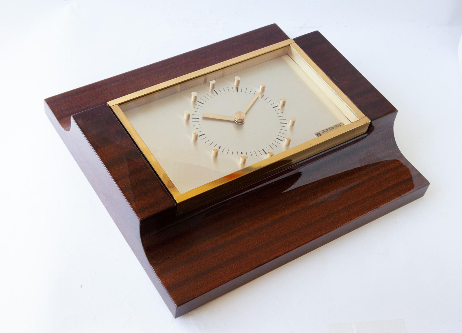 Junghans wandklok, Mid-Century Modern, Space Age, Duitsland, atomair goud photo Woonaccessoires
