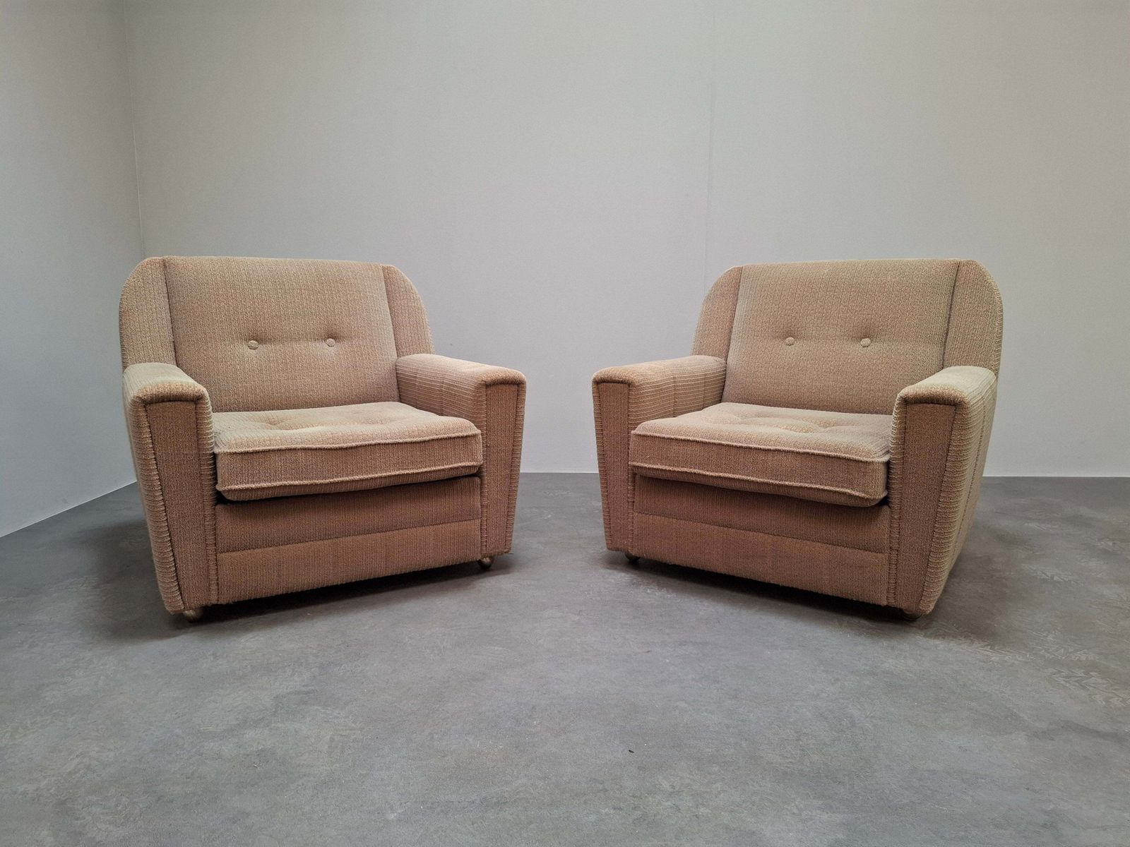 1305.0 Paar Wiberg Mid-Century Modern fauteuils van Up Závody Rousínov, 1980 photo