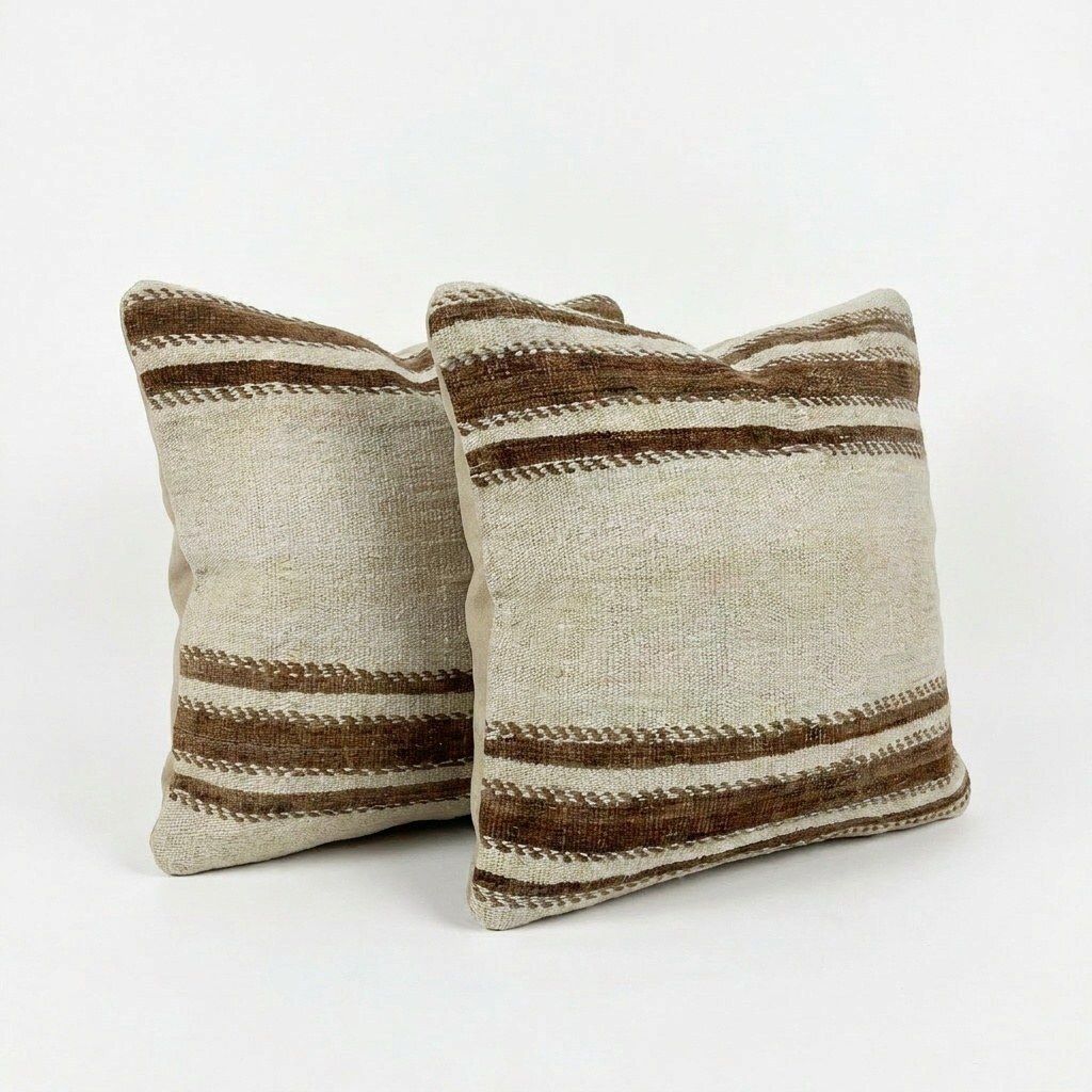 Turkse kilim kussenhoes 50 x 50 cm, set van twee photo for sale