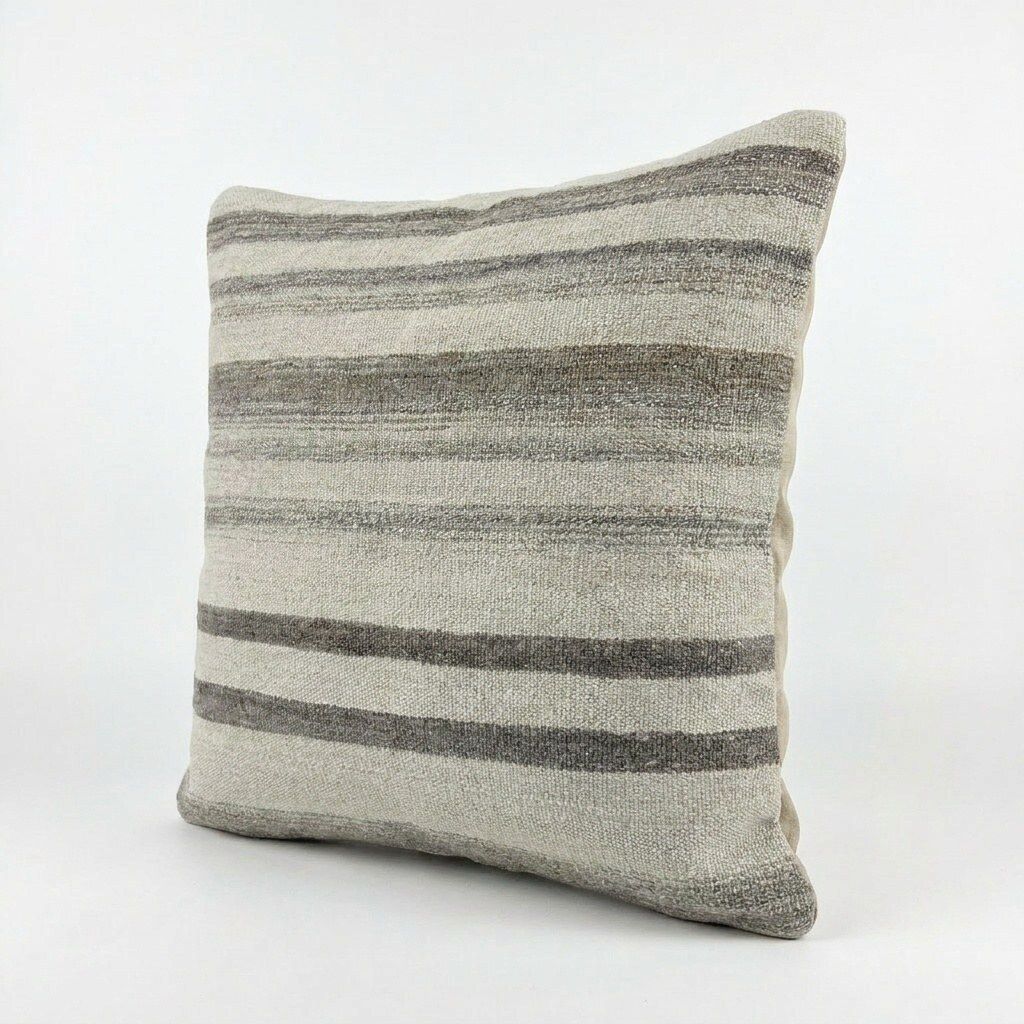 Turkische kilim kussenhoes 50 x 50 cm photo for sale