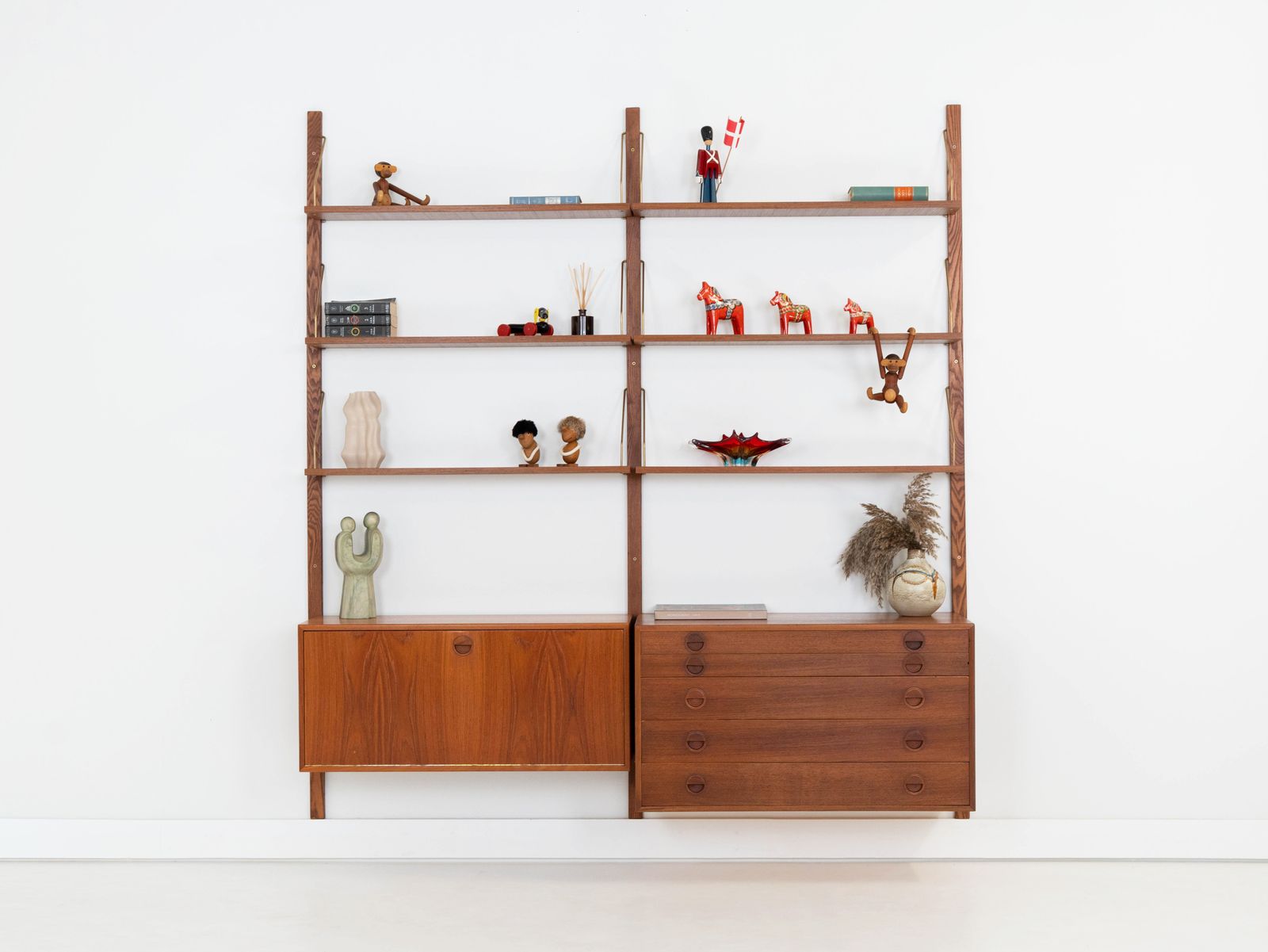 Teakhouten Modulaire Kast, Deens Design, jaren 1960, Ontworpen Door Rud Thygesen & Johnny Sørensen, Geproduceerd Door Hg Furniture photo furniture