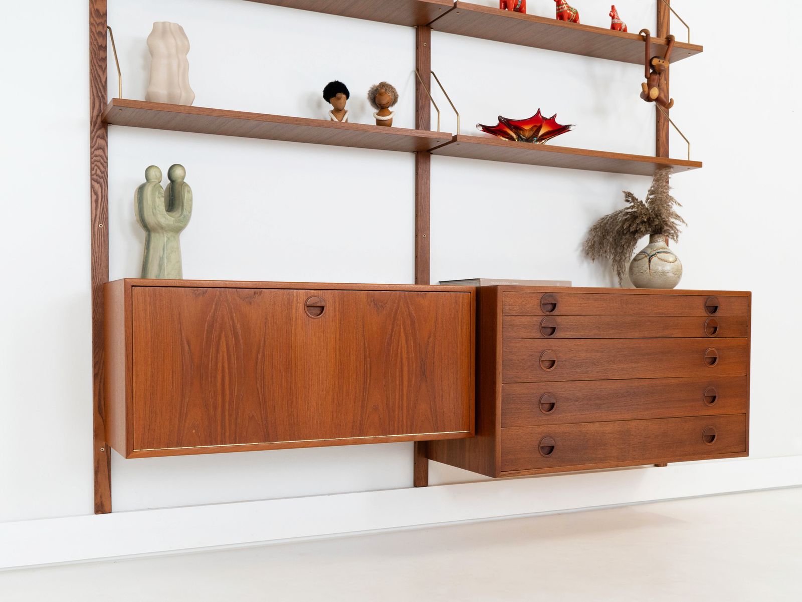 photo for sale Teakhouten Modulaire Kast, Deens Design, jaren 1960, Ontworpen Door Rud Thygesen & Johnny Sørensen, Geproduceerd Door Hg Furniture