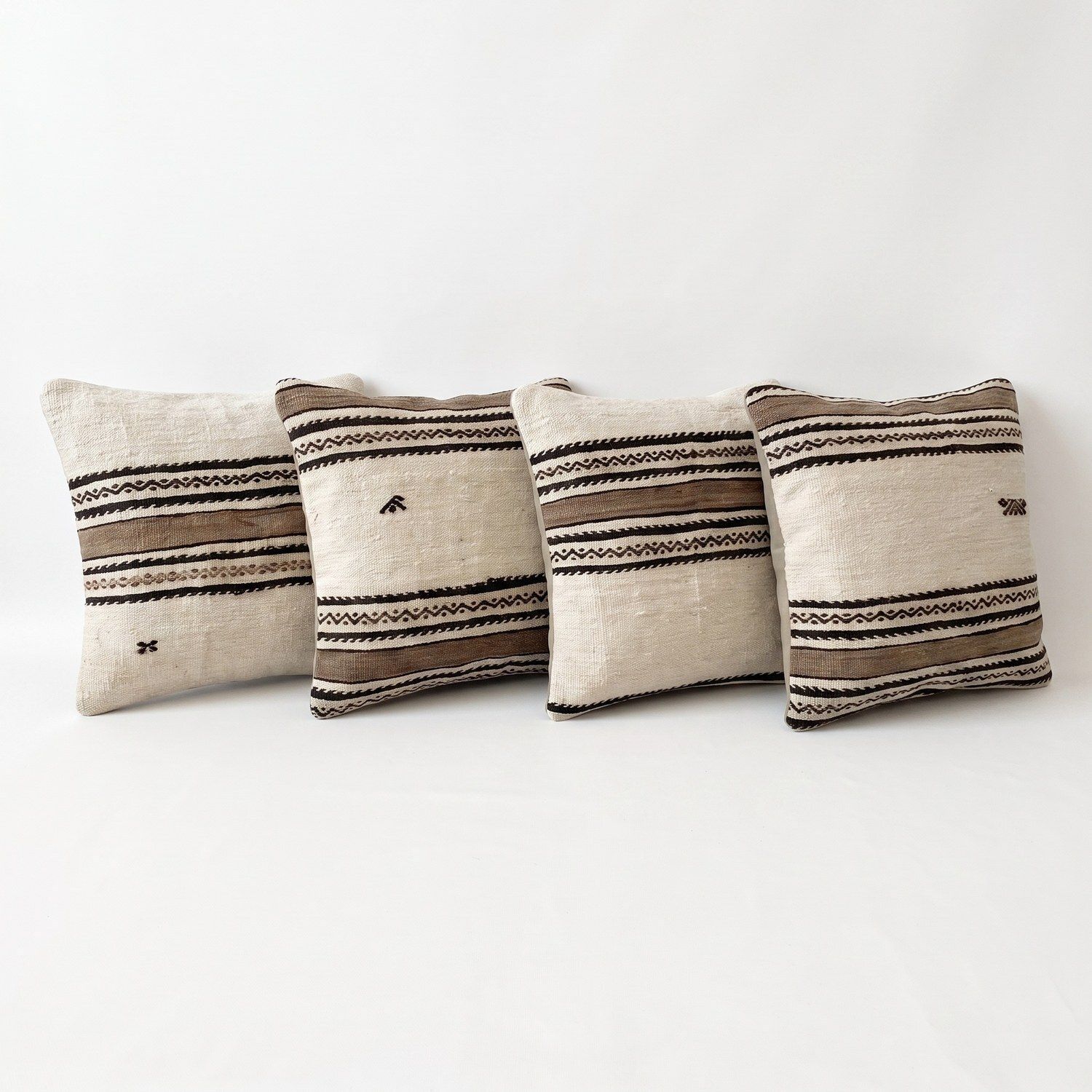 Turkische kilim kussenhoes 59 x 59 cm, set van vier photo for sale